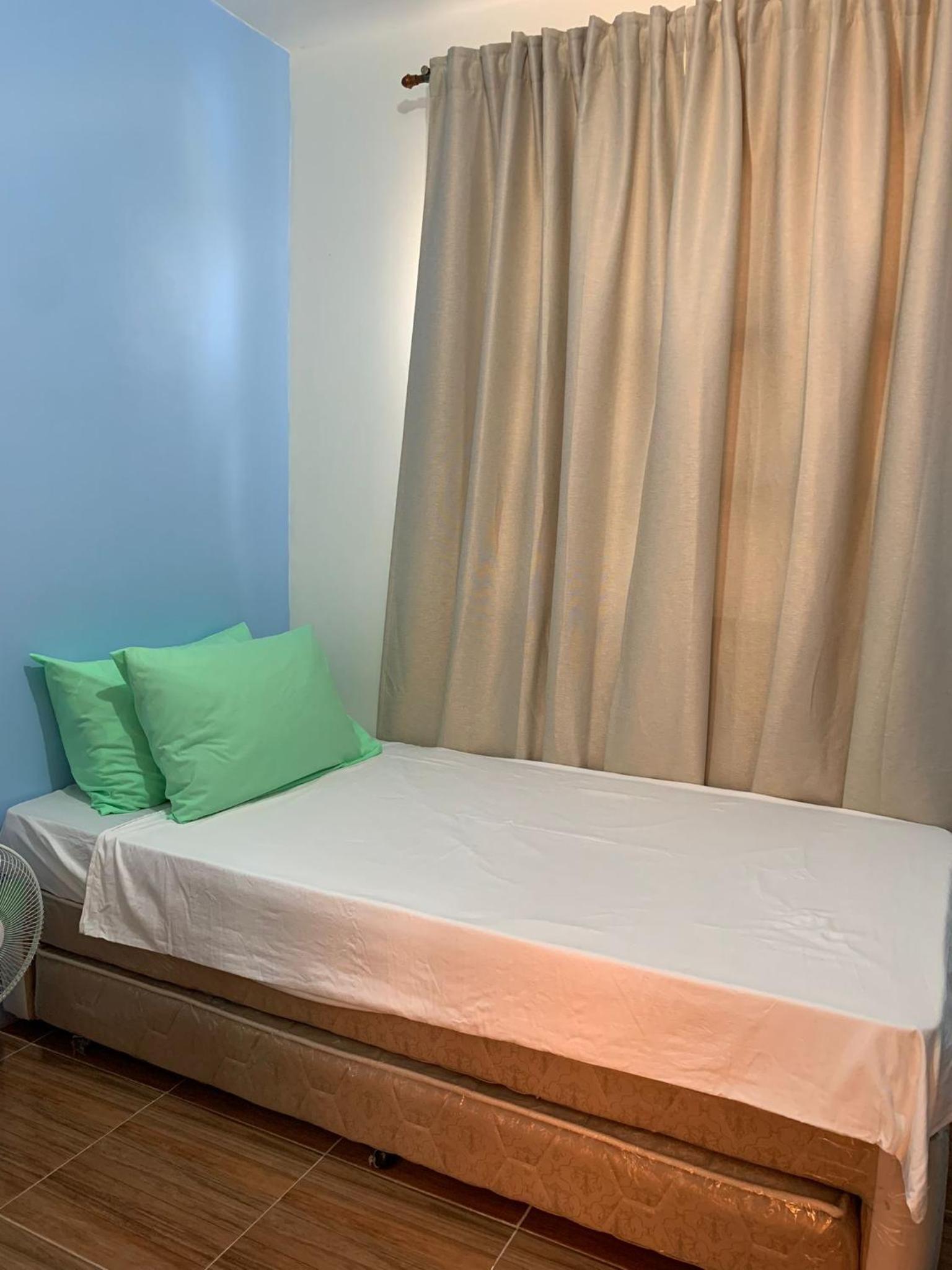 Twin Room with Shared Bathroom photo 1