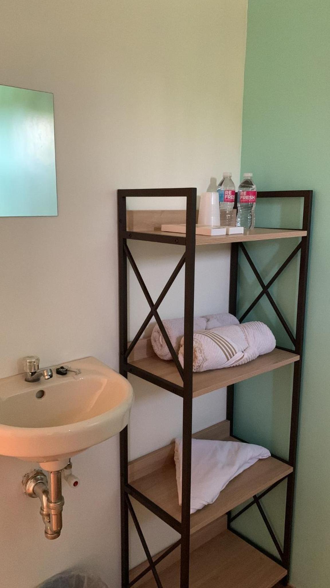 Twin Room with Shared Bathroom photo 3