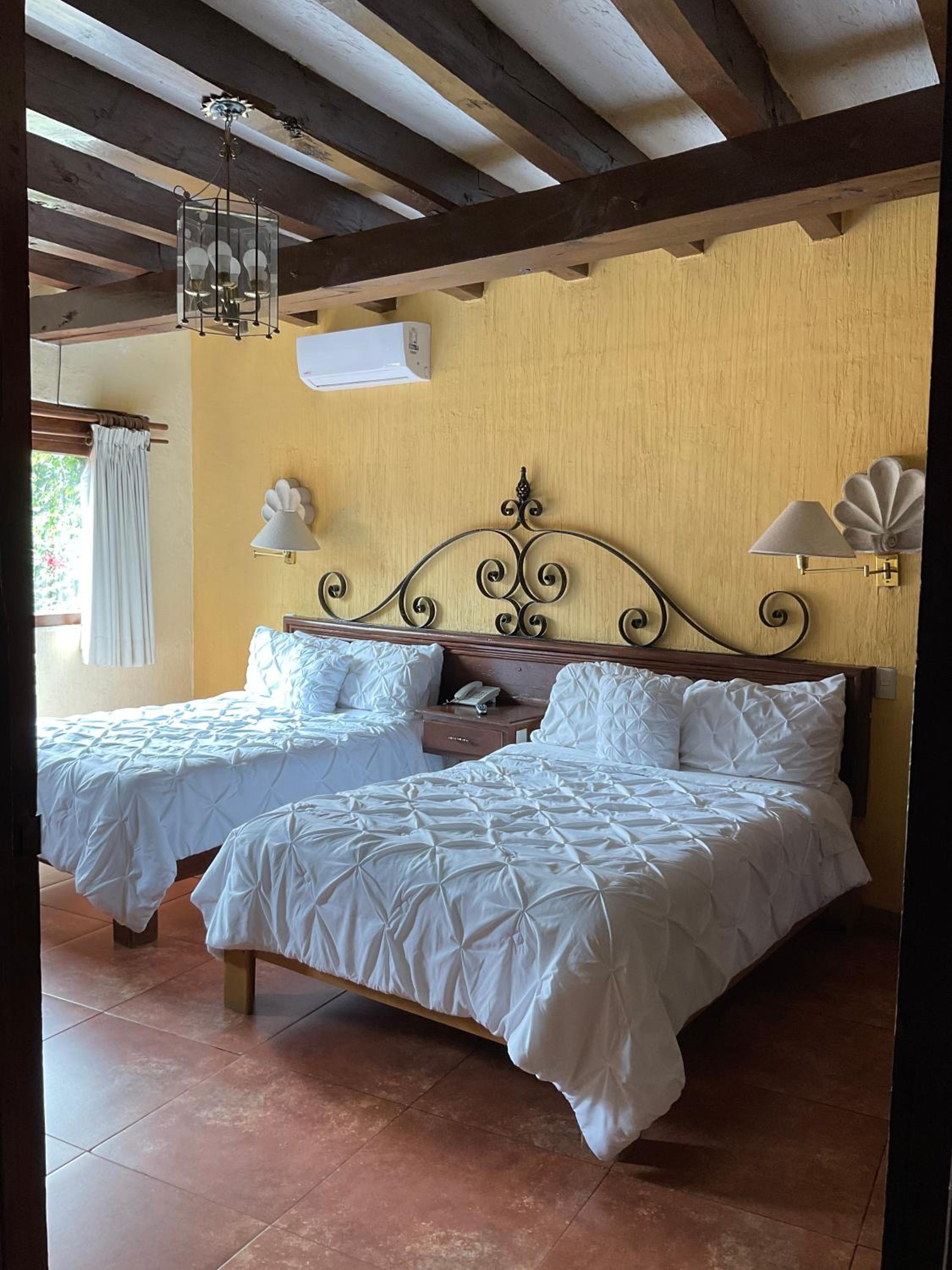Deluxe Double Room - Photo 5