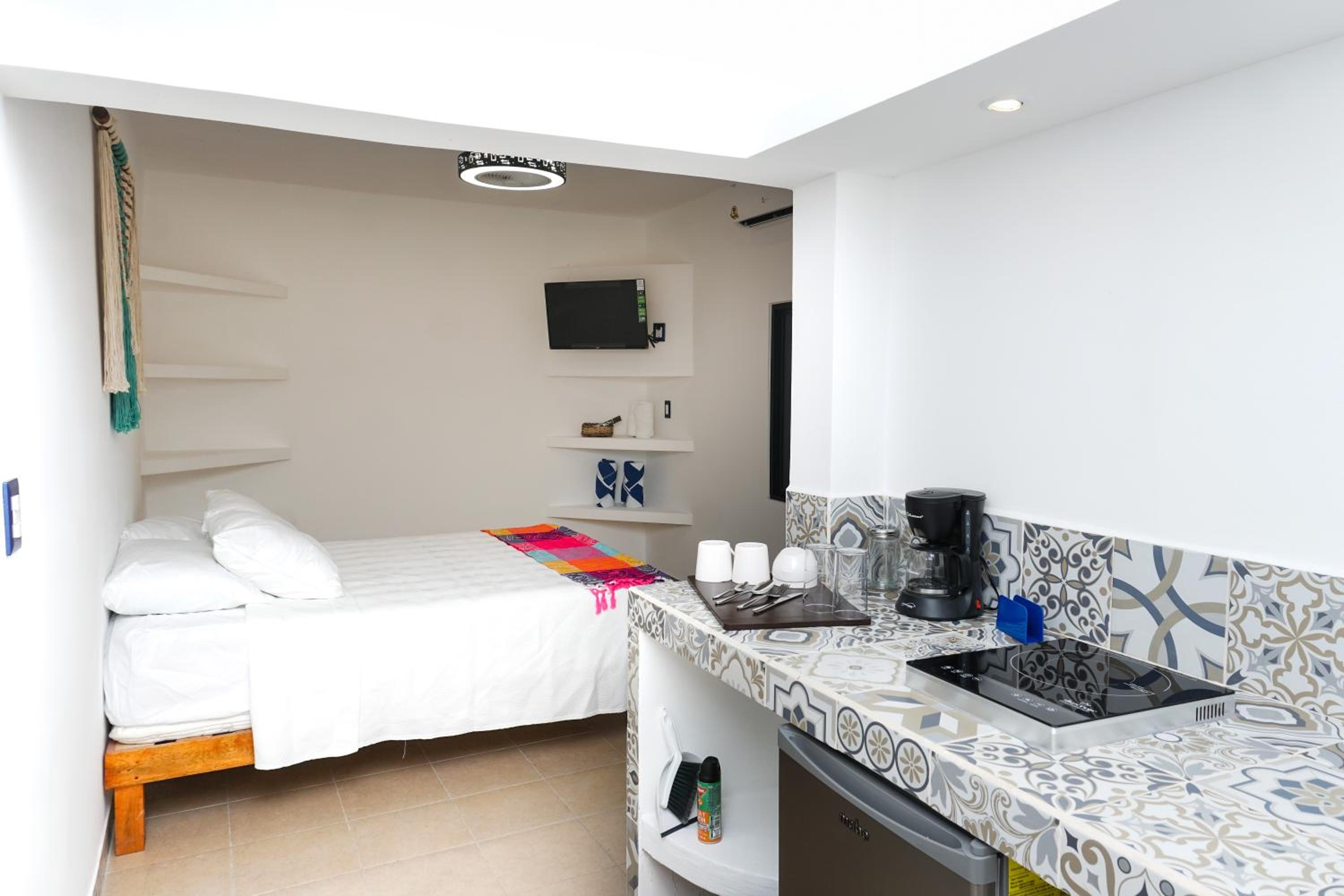 Double Room - Photo 5