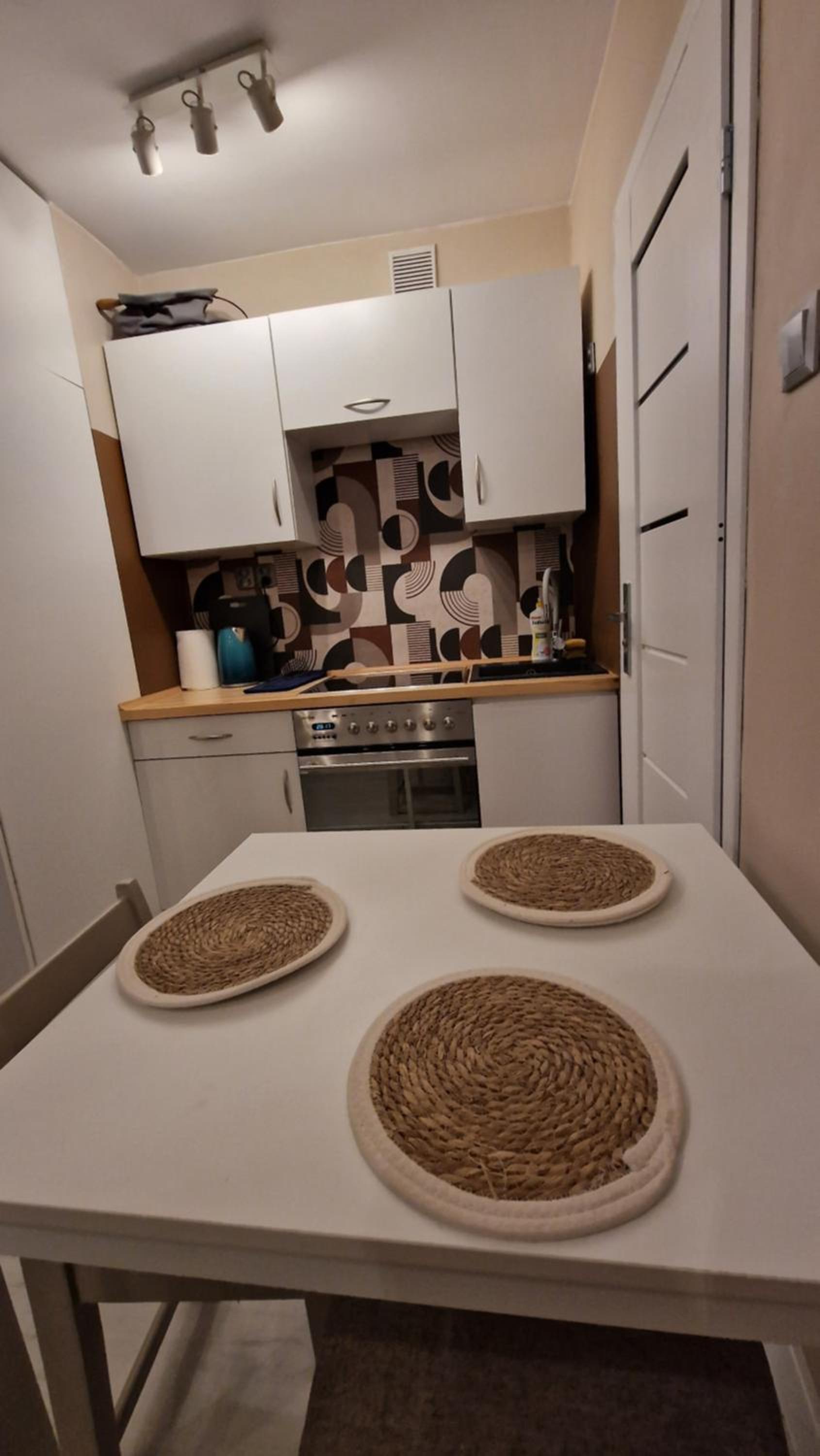 Two-Bedroom Apartment - Photo 2