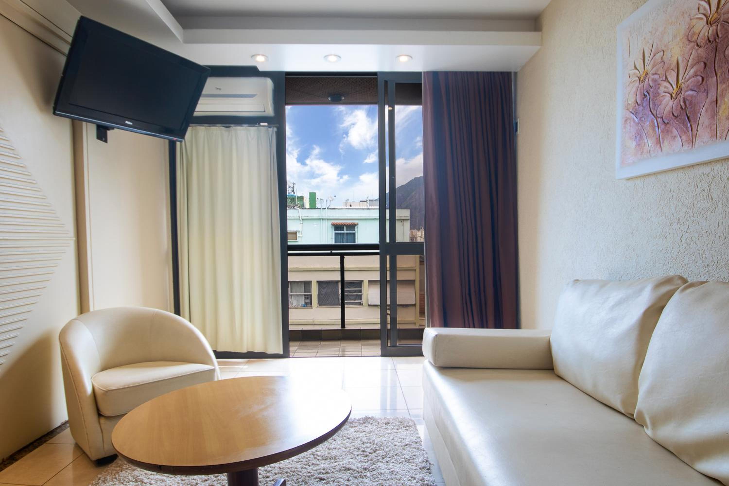 Suite (2 Adults) - Photo 6