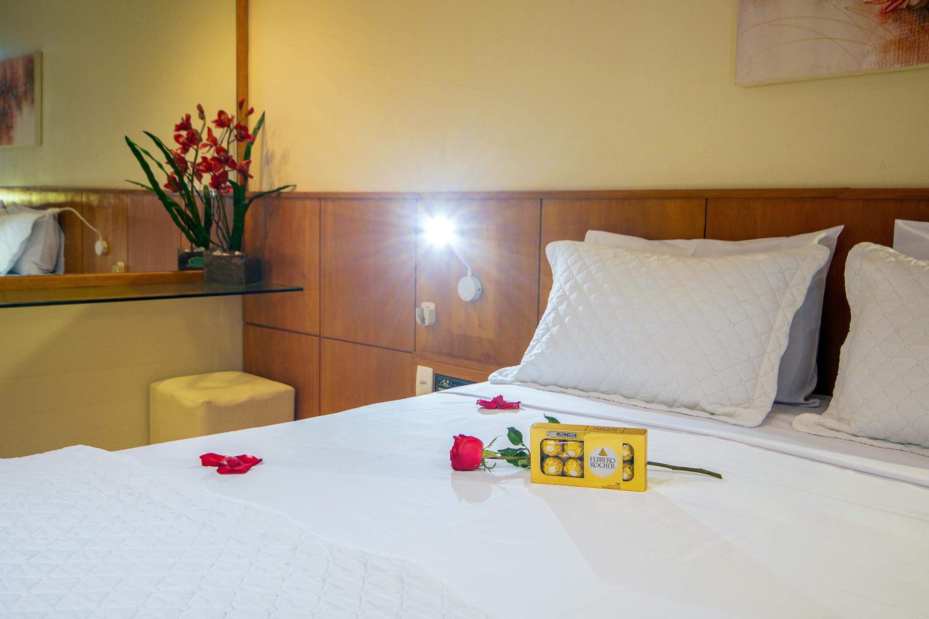 Suite (2 Adults) - Photo 7