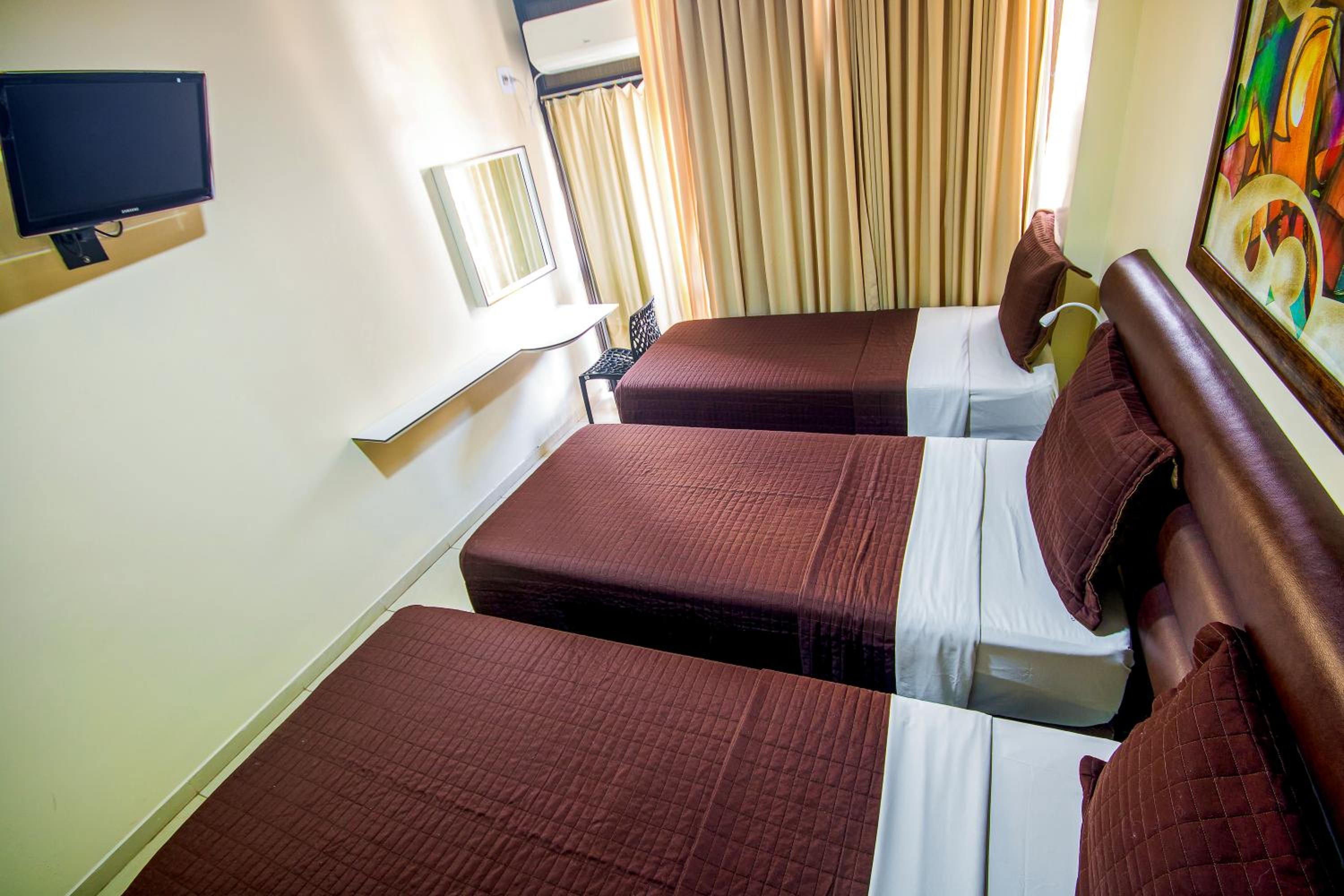 Triple Room - Photo 2