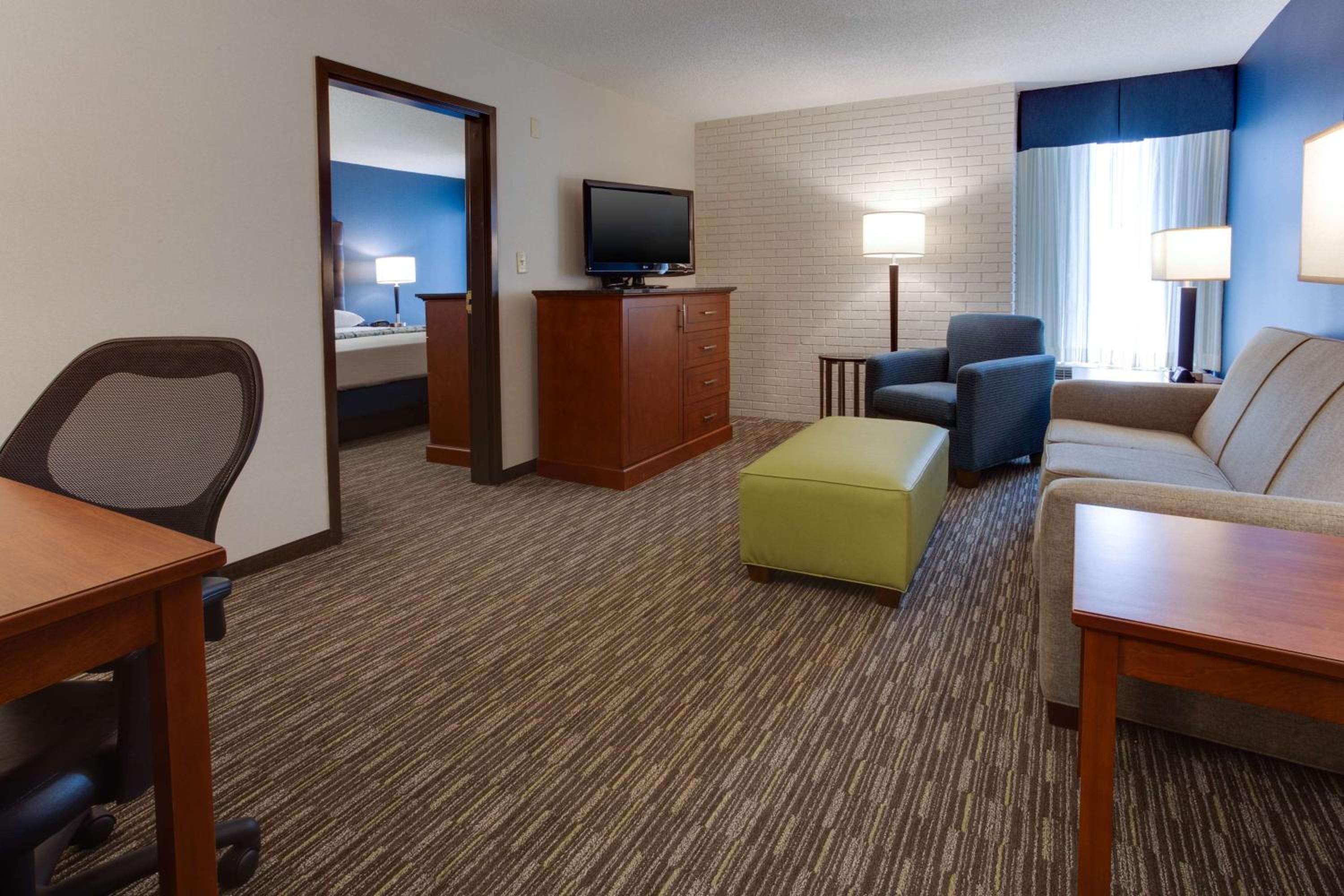 Superior King Suite photo 1