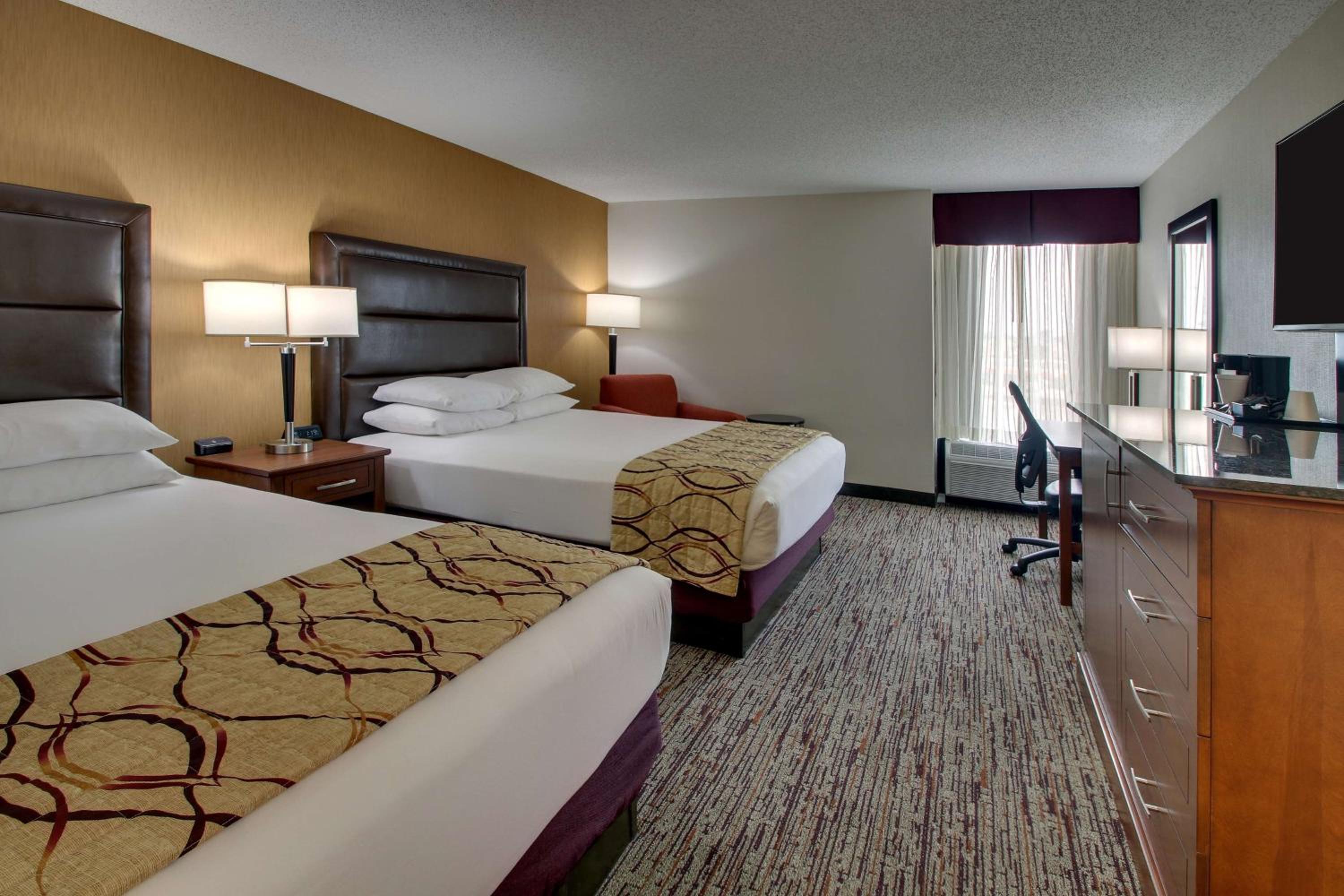 Deluxe Queen Room with Two Queen Beds - Photo 1