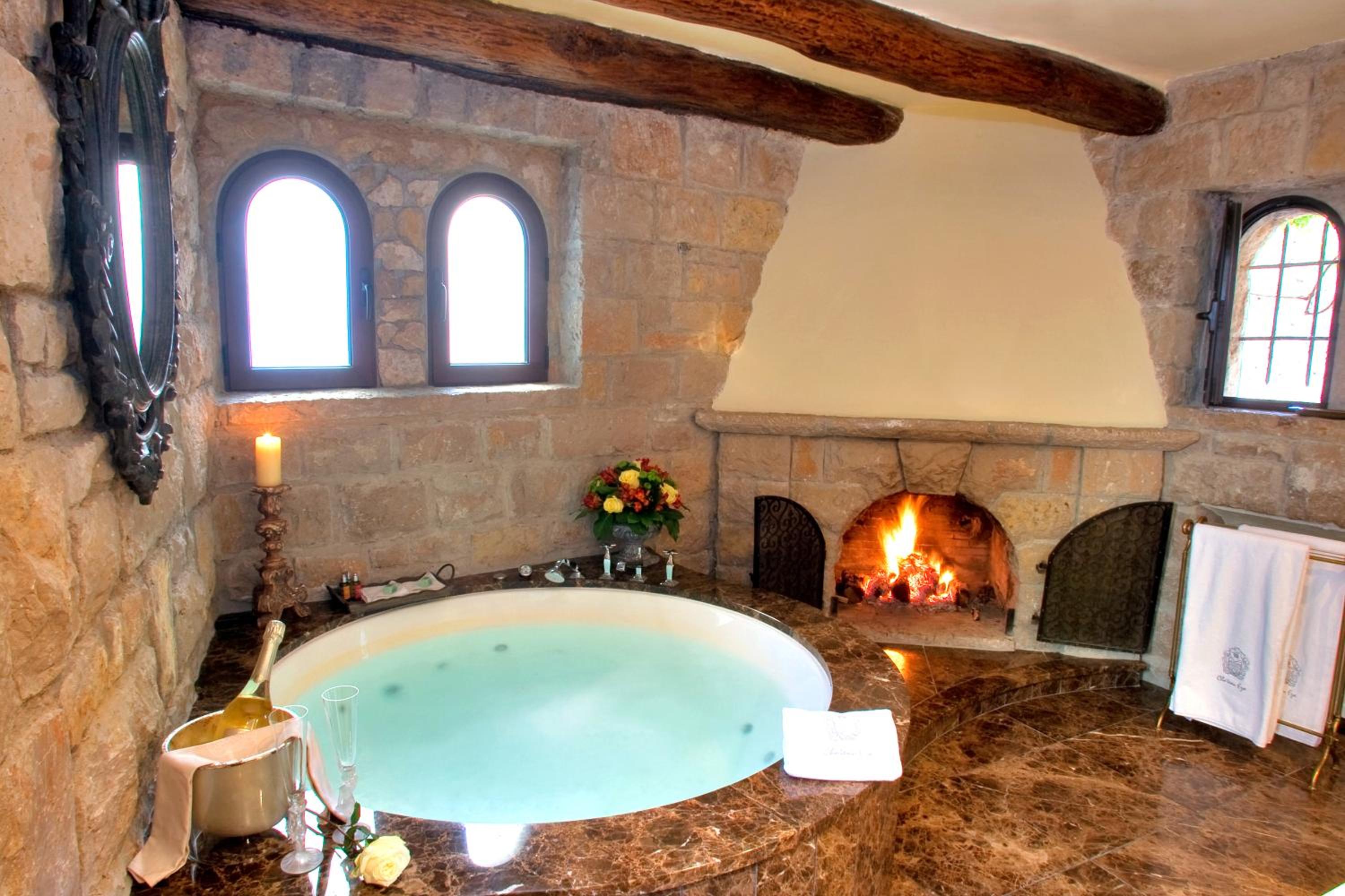 Deluxe Double Room - Photo 7