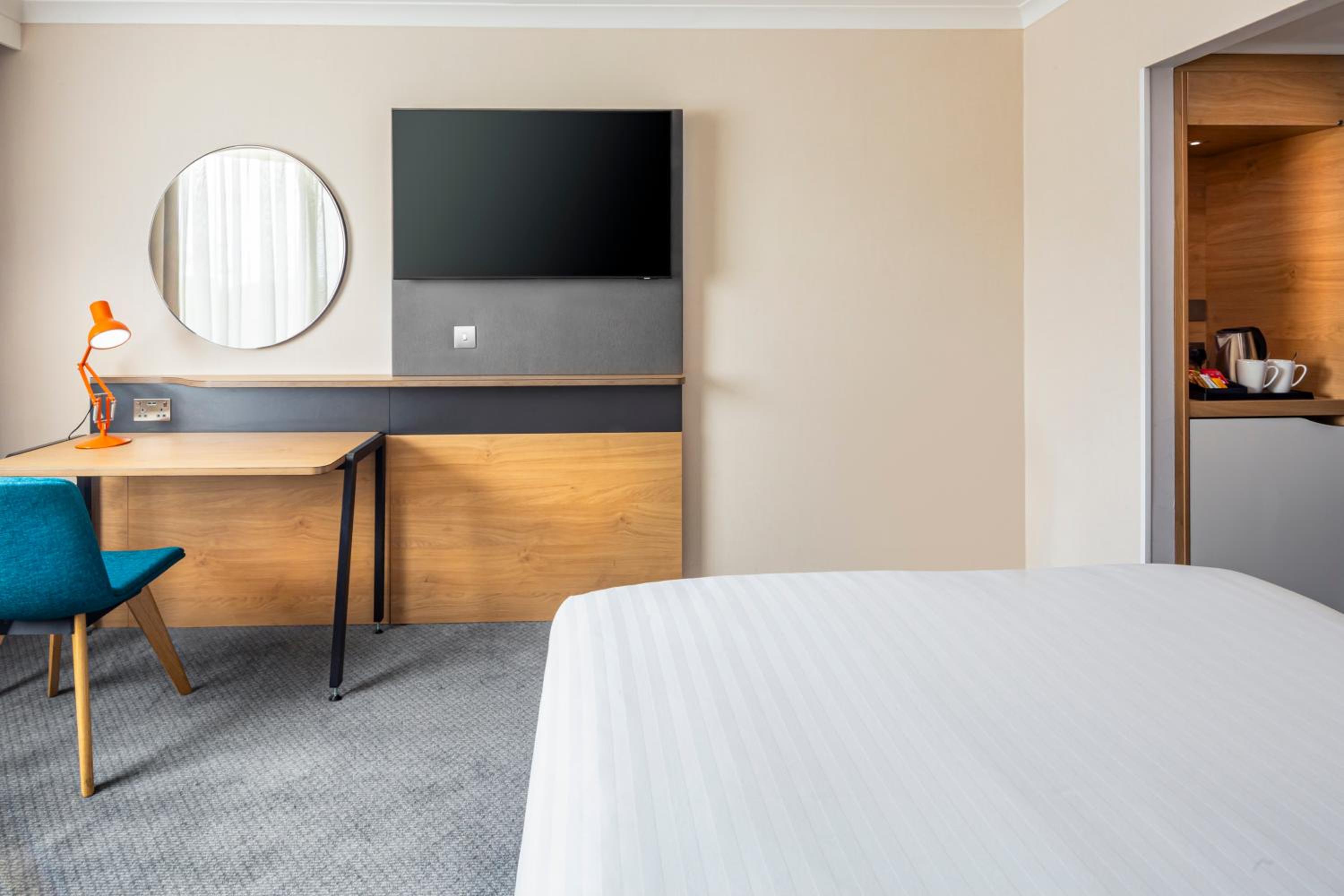 Premium Queen Room
