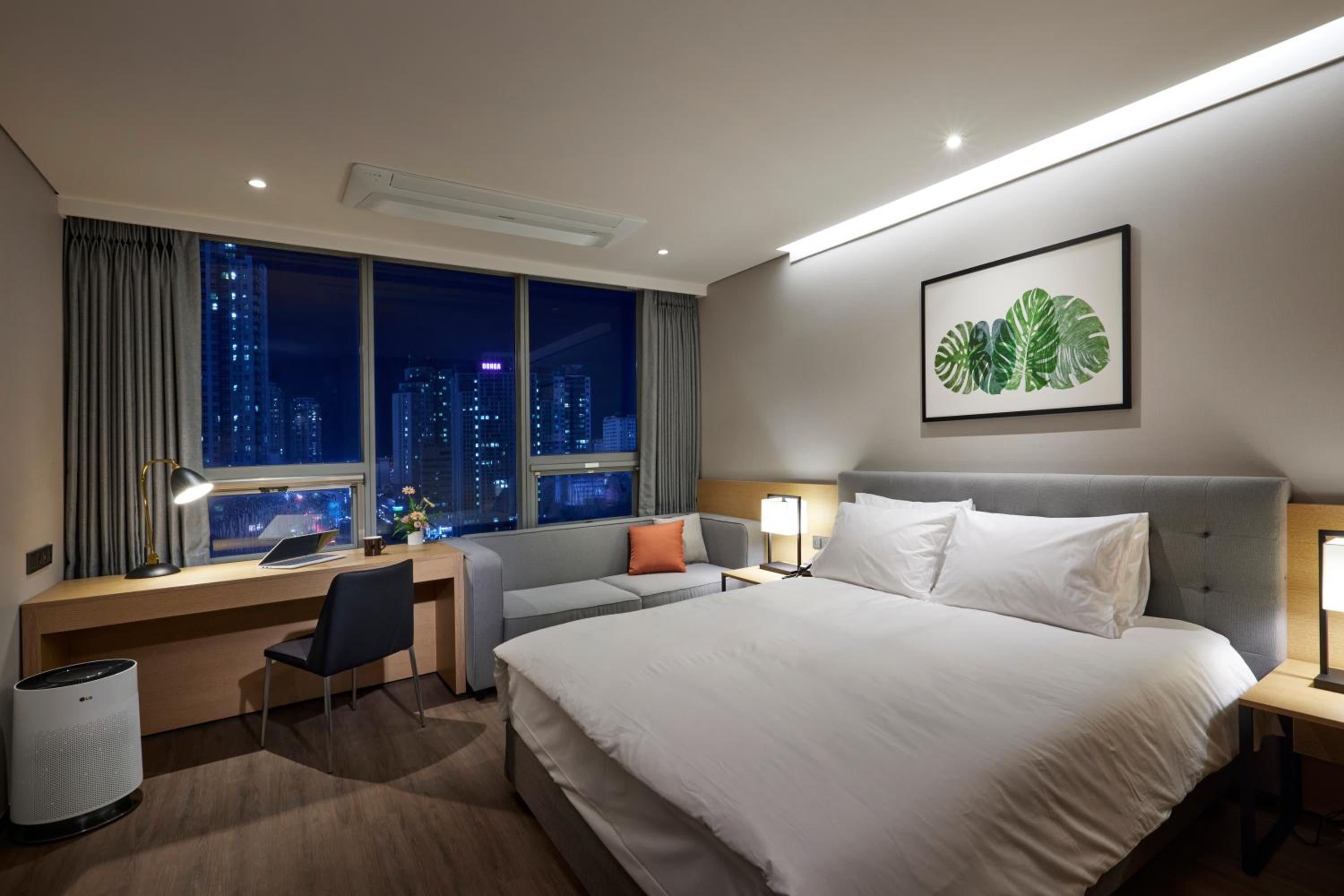 Deluxe Double Prime Room
