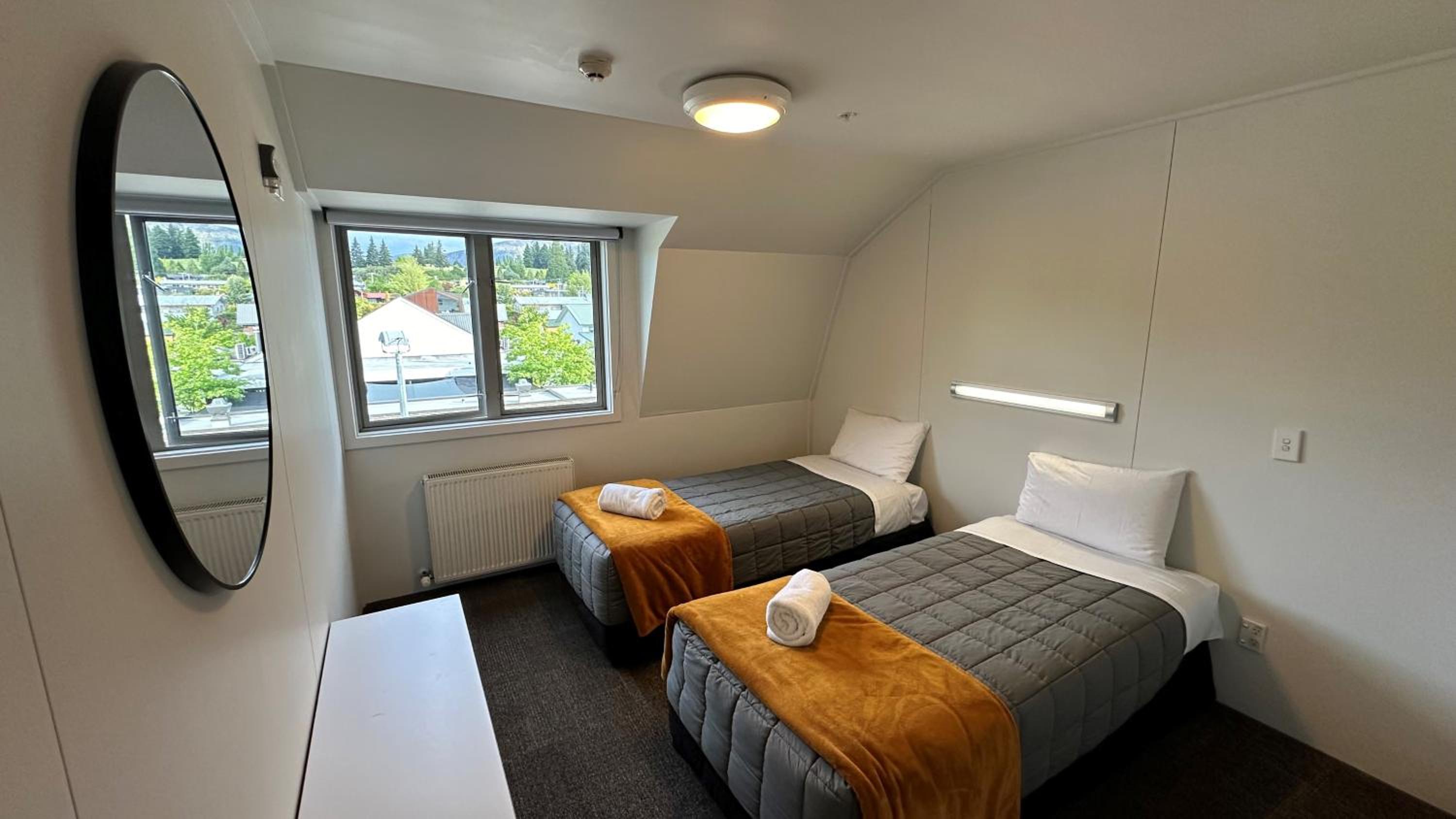 Twin Room with Bathroom photo 1