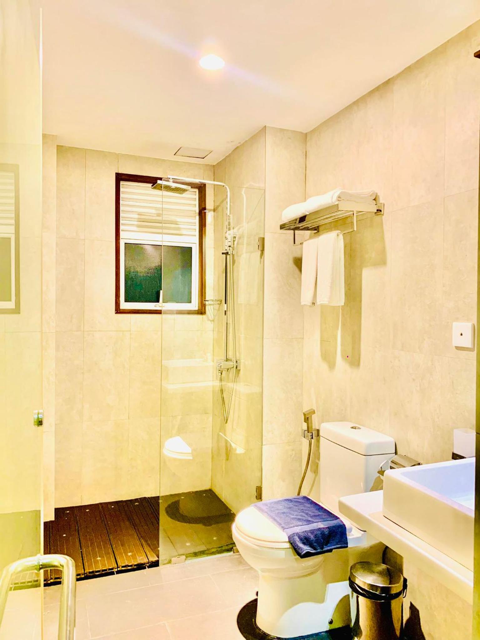 Standard Double Room - Photo 23