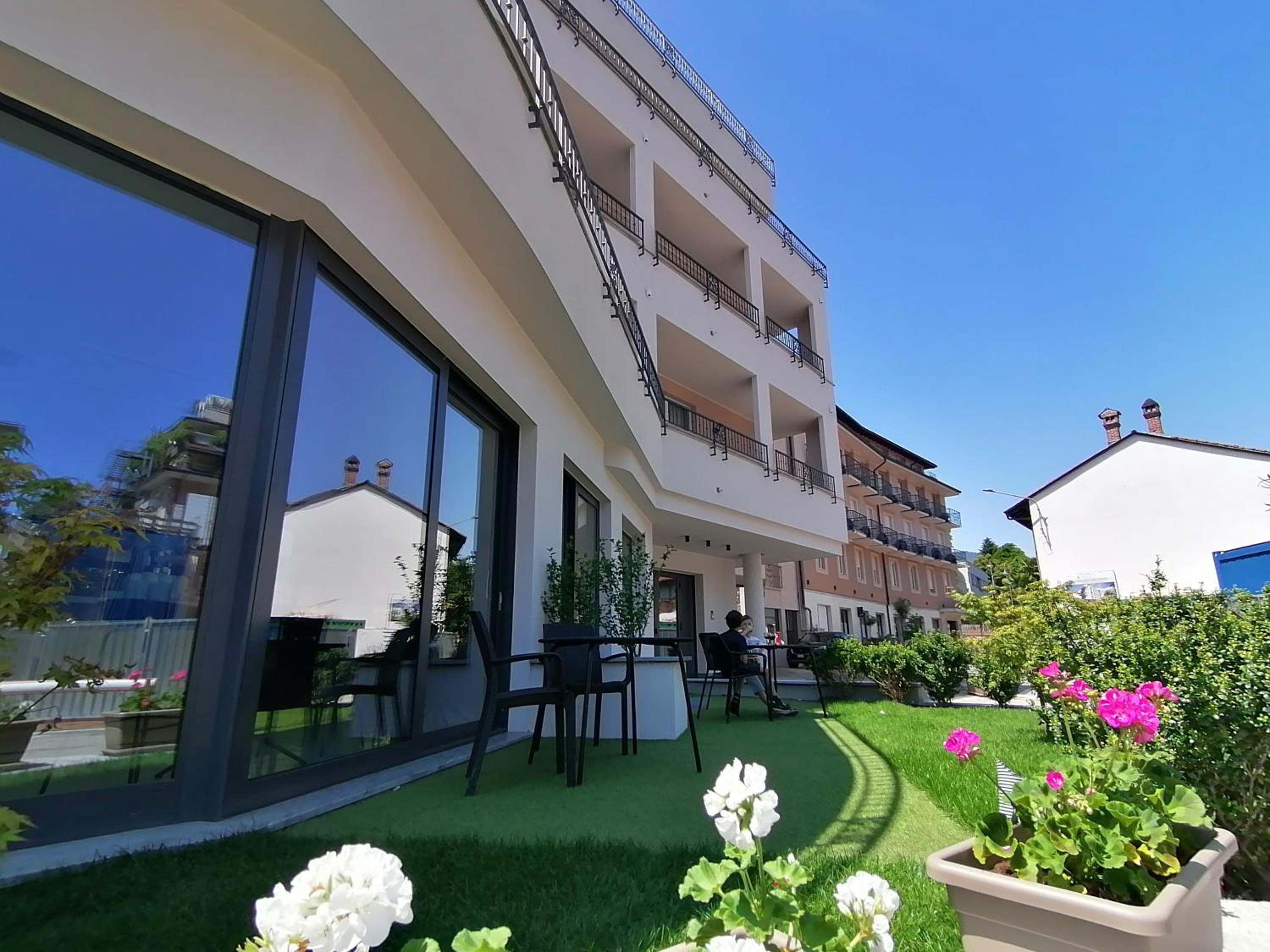 Superior Double or Twin Room with Terrace - Photo 16