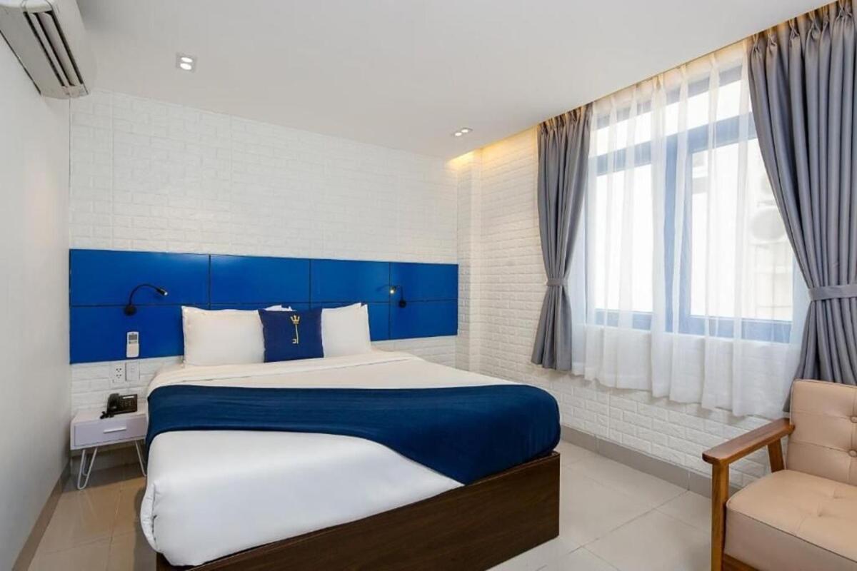 Double Room - Photo 5