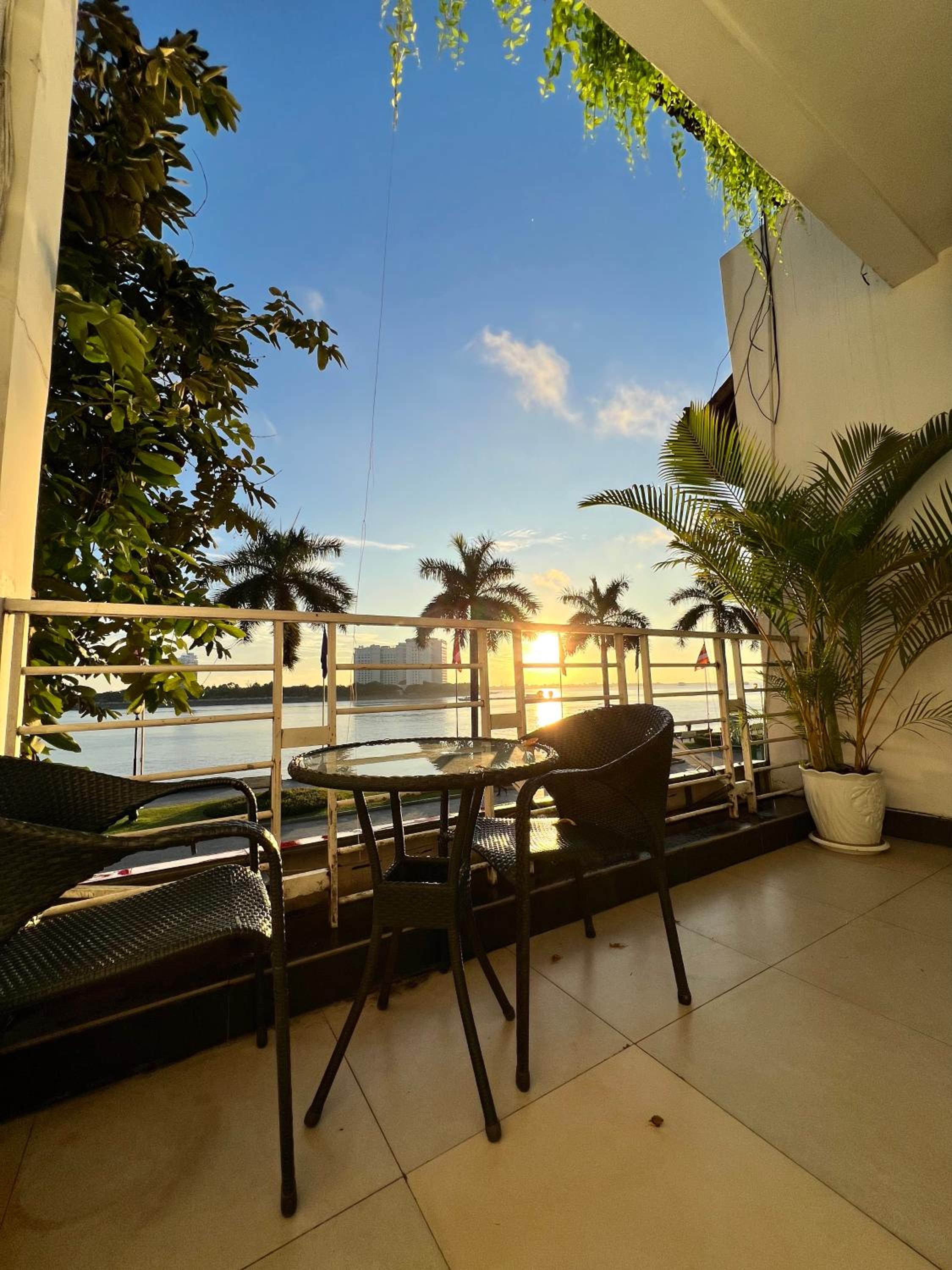Deluxe Double Room with Balcony photo 1