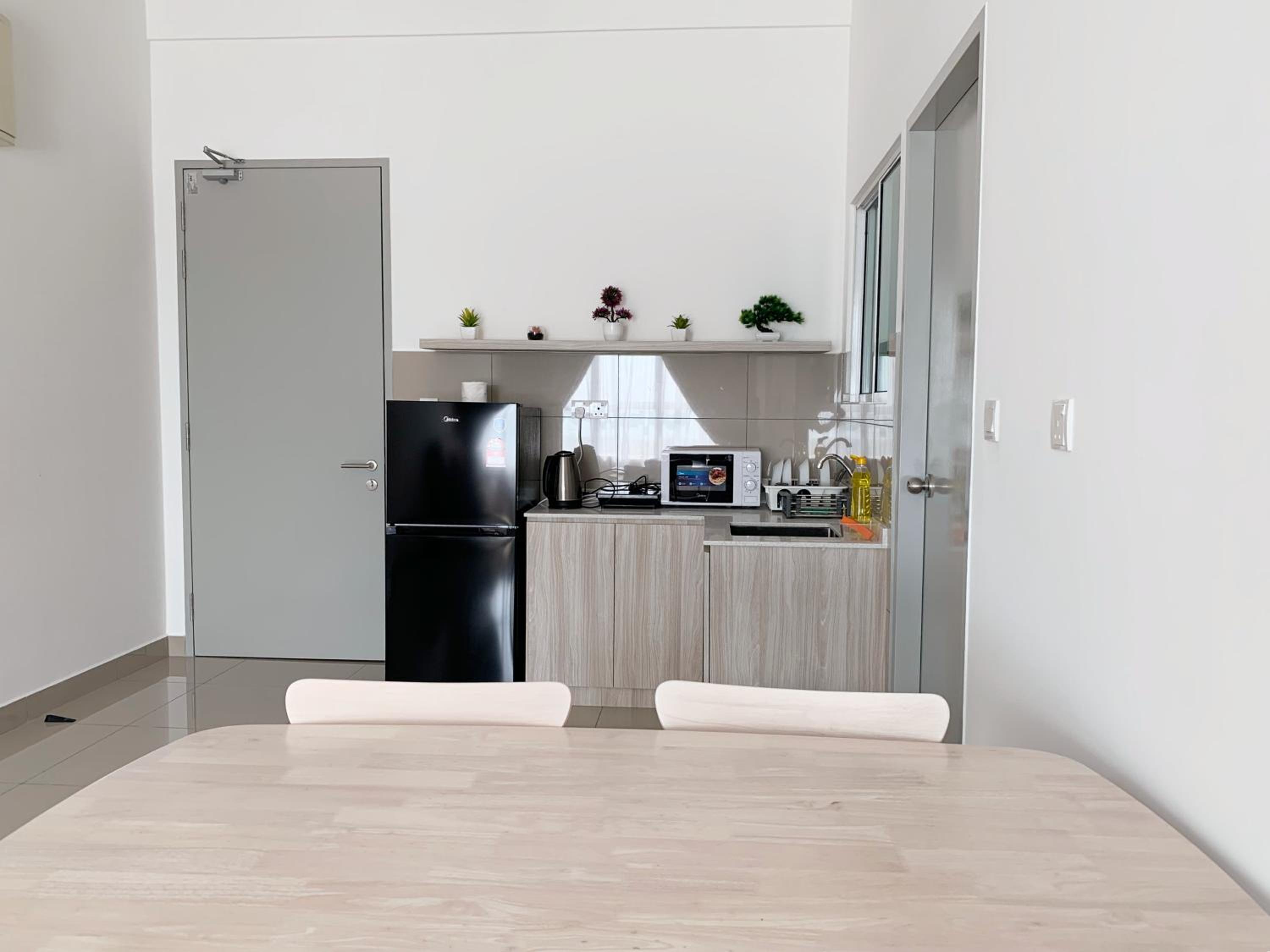 Apartment with Sea View - Photo 8