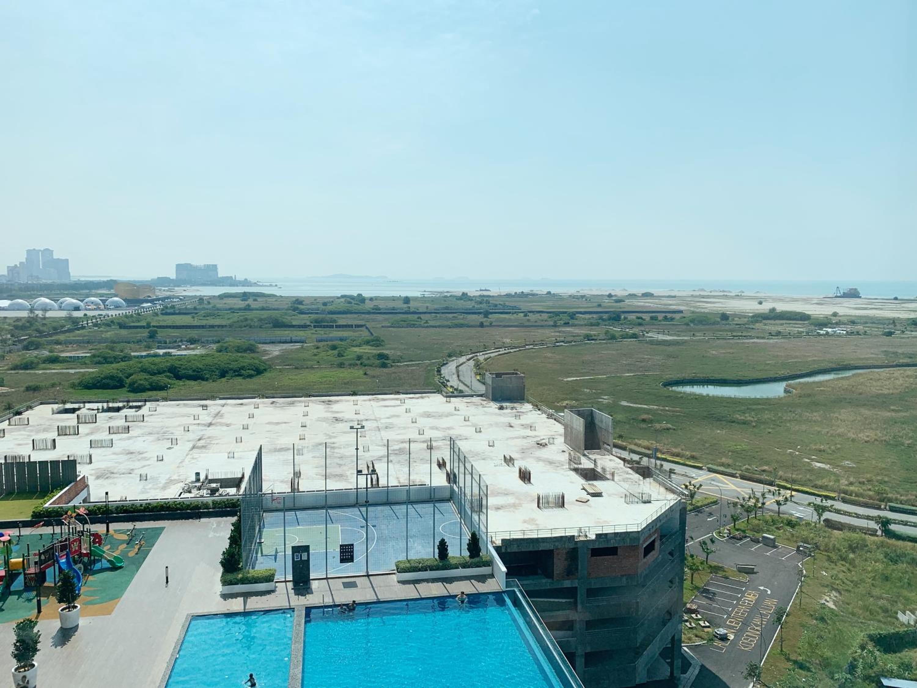 Apartment with Sea View - Photo 12