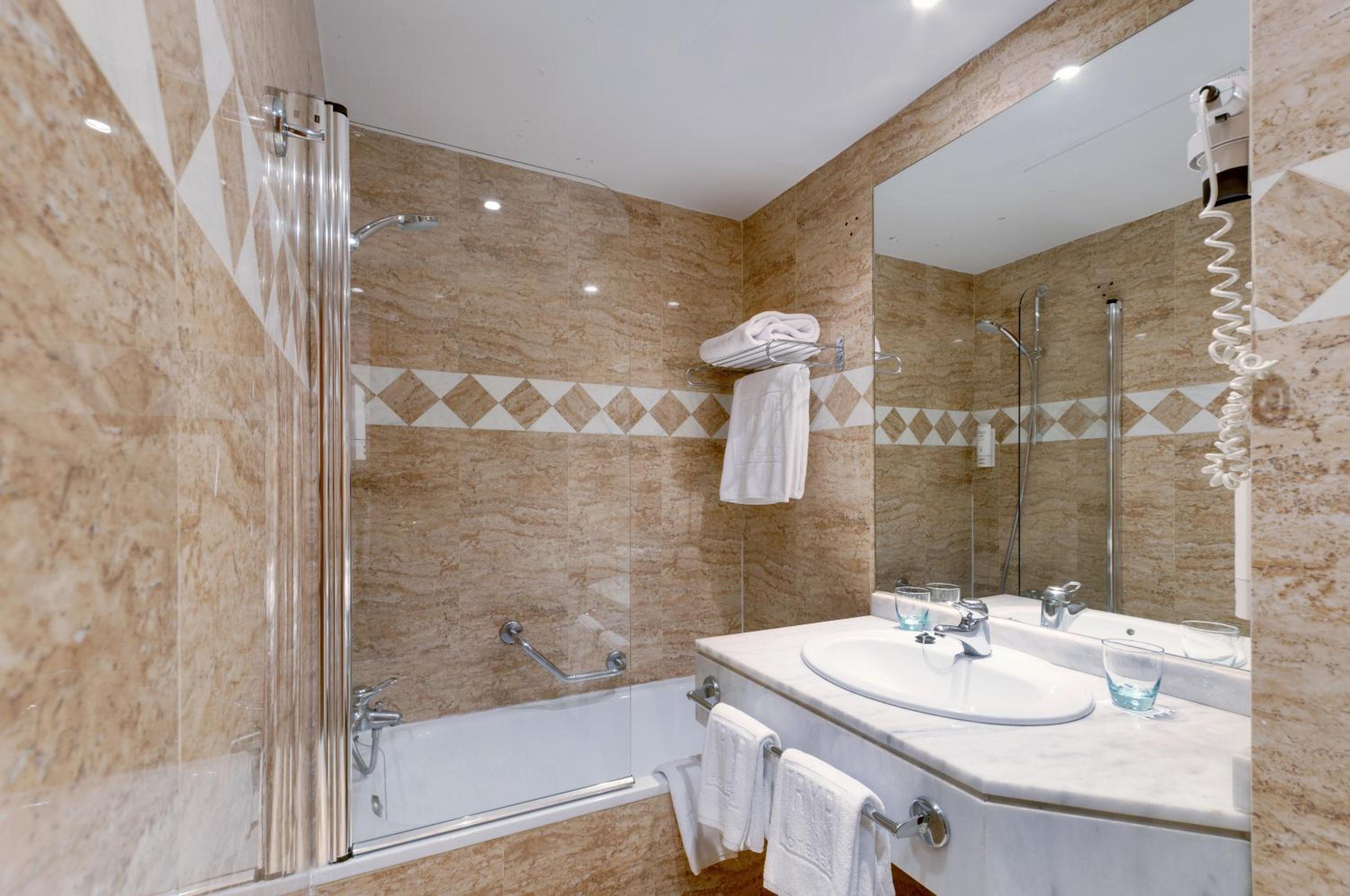 Standard Room - Photo 3