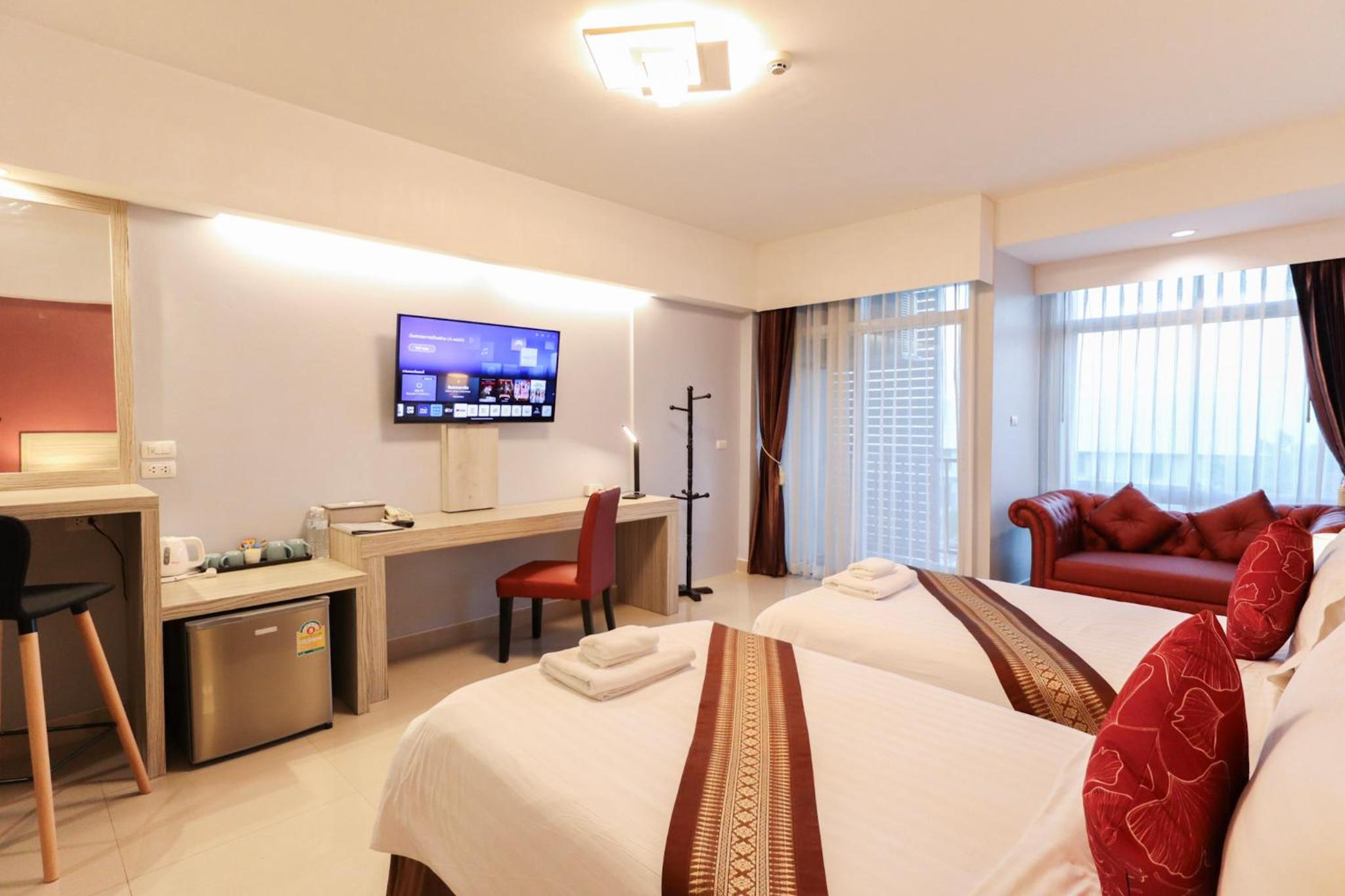 Deluxe Twin Room photo 3