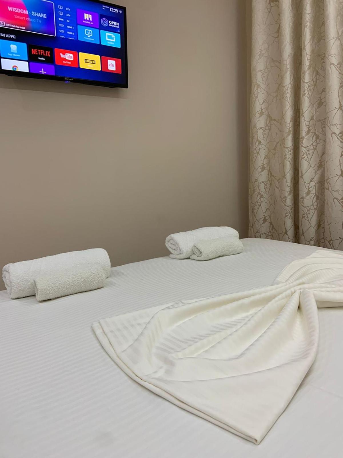 Double Room with Private Bathroom photo 3