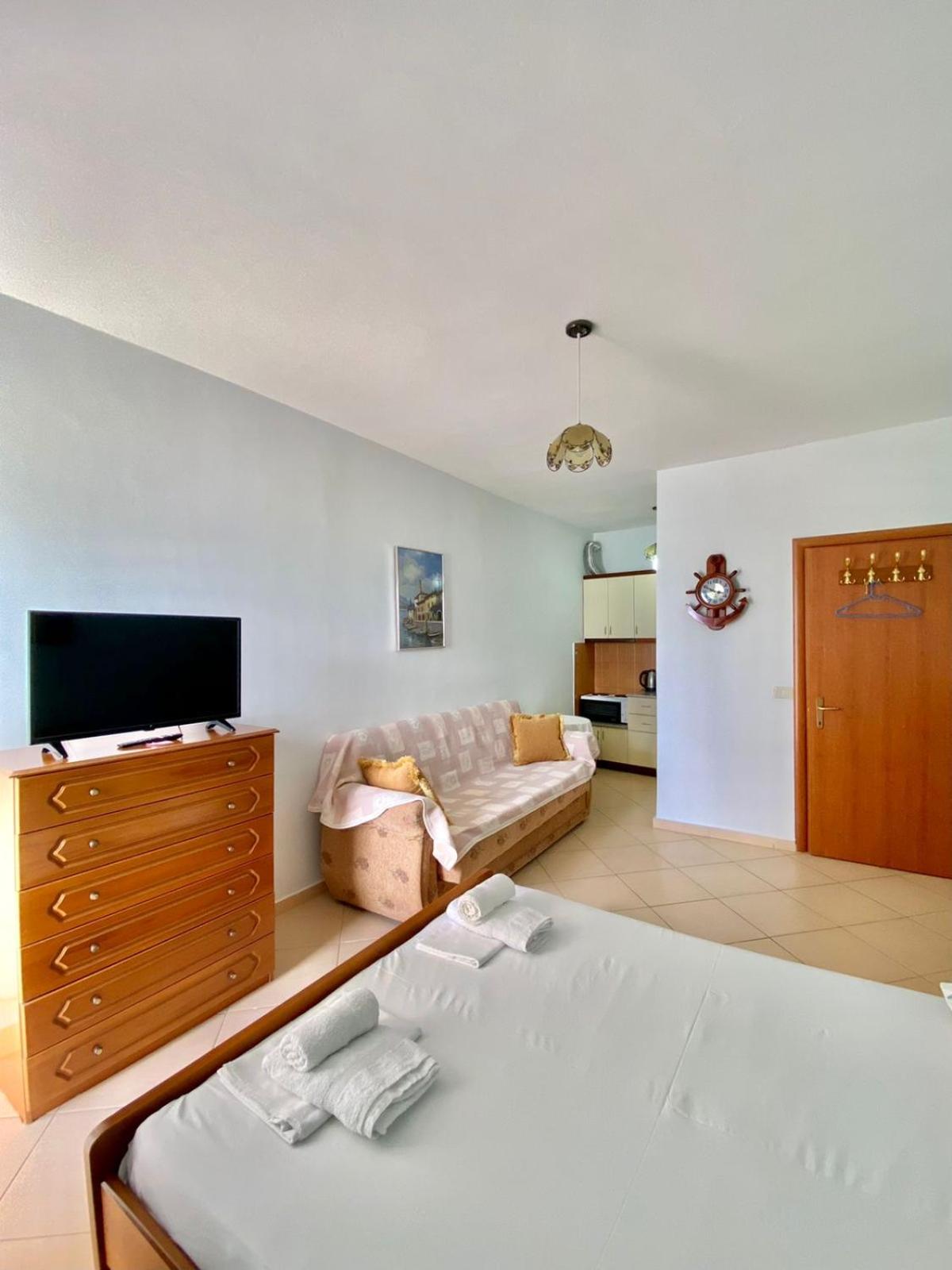 Studio Apartment with Sea View