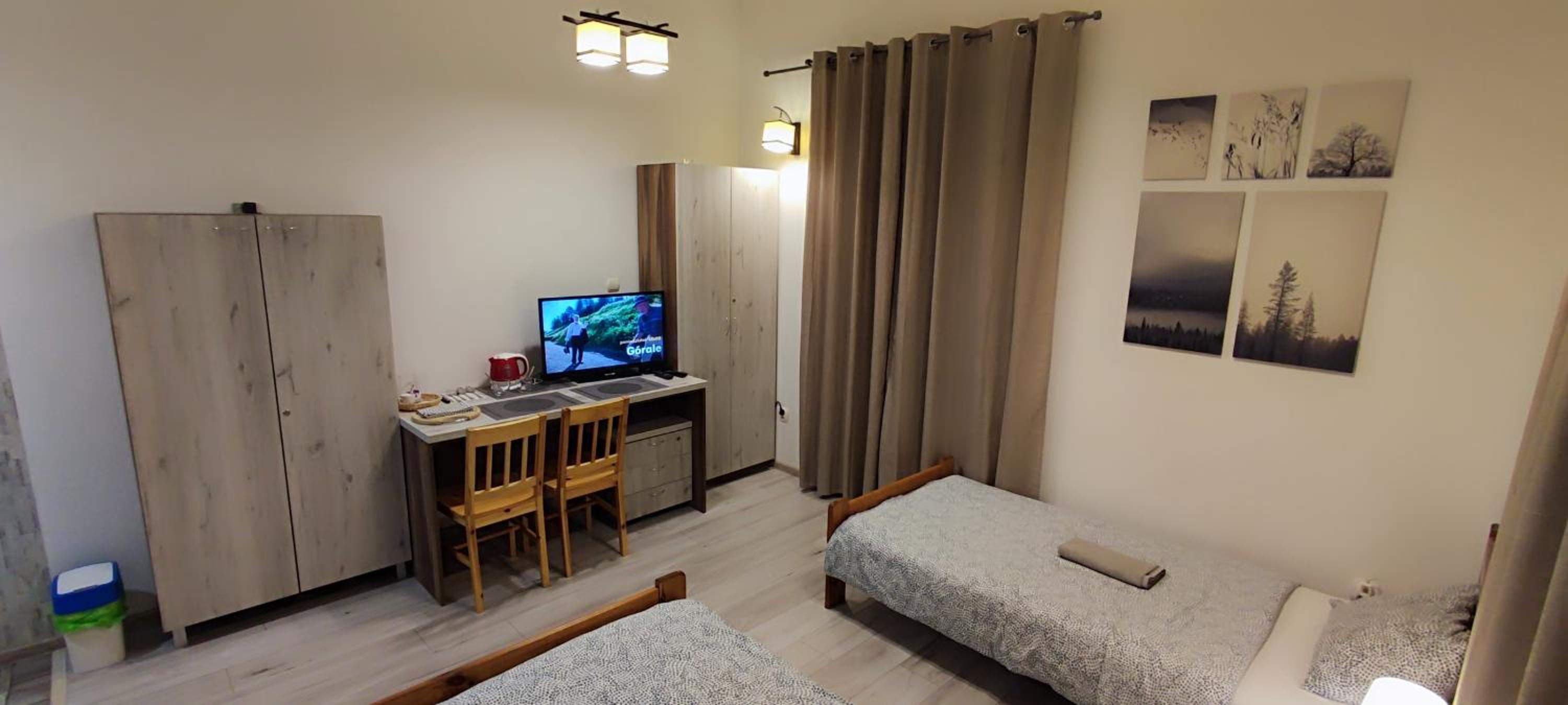 Double or Twin Room with Bathroom photo 1