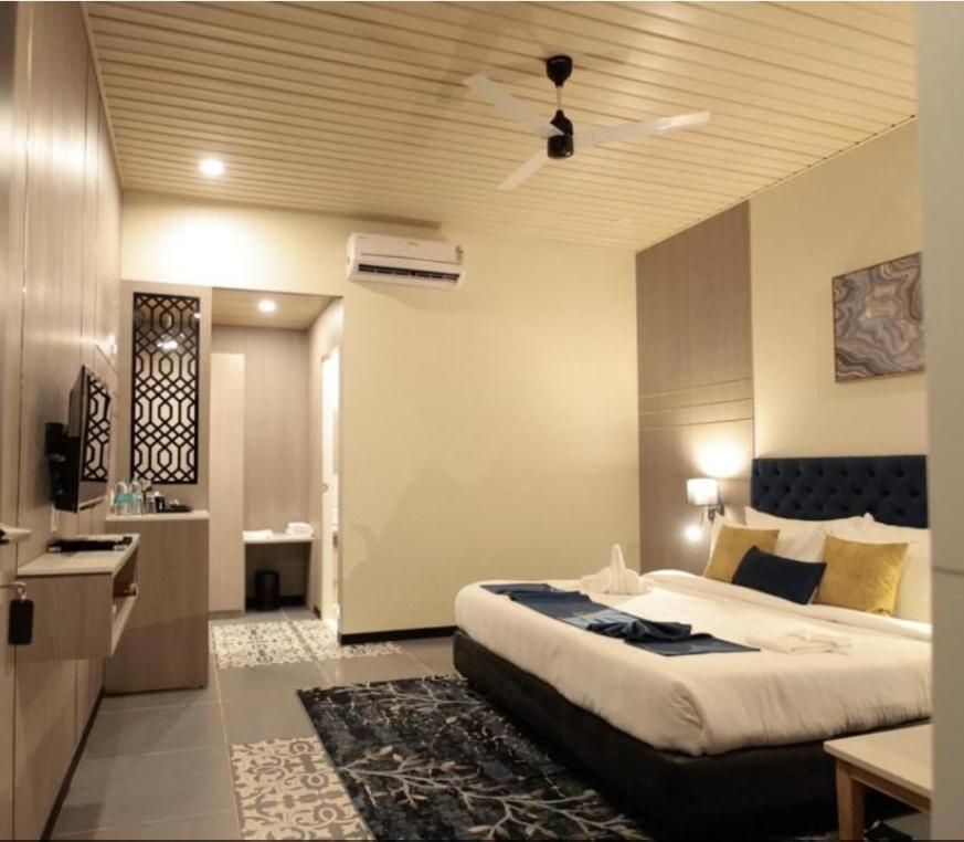 Superior Queen Room - Photo 1