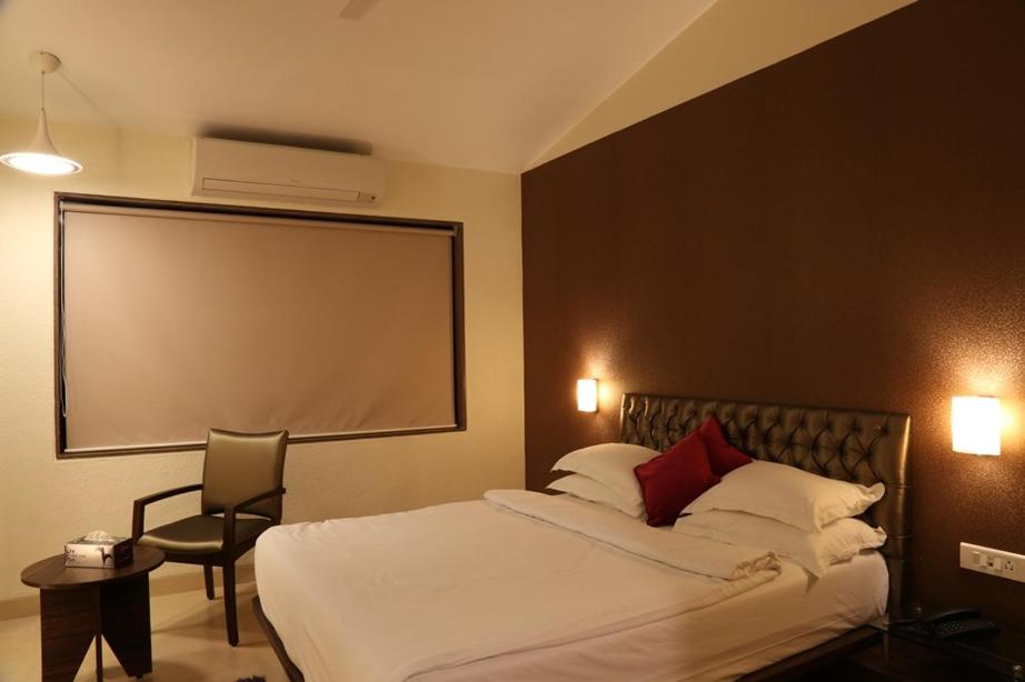 Deluxe Room - Photo 1