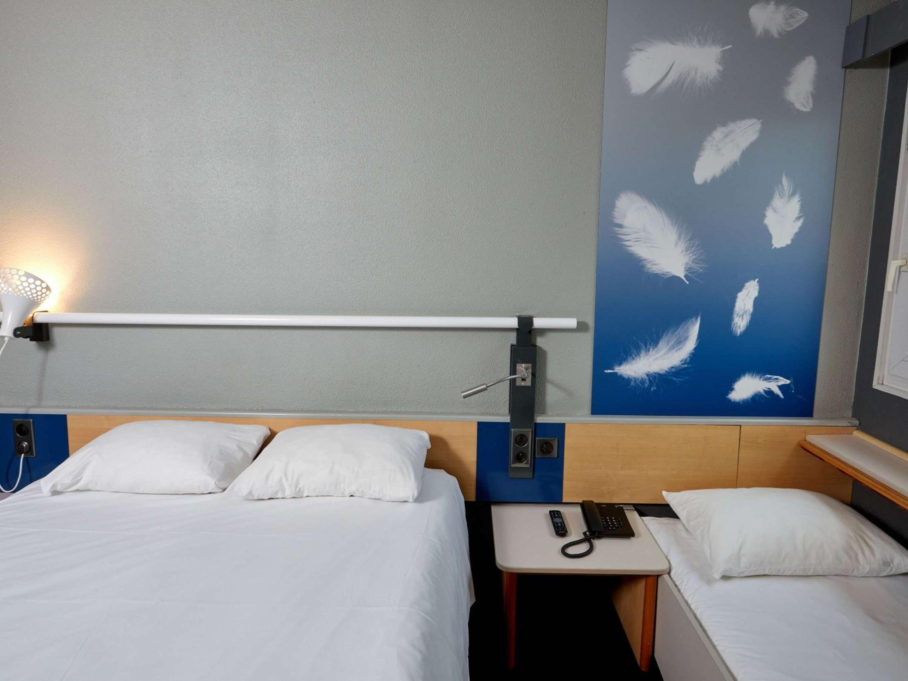 Double Room with Extra Bed photo 1
