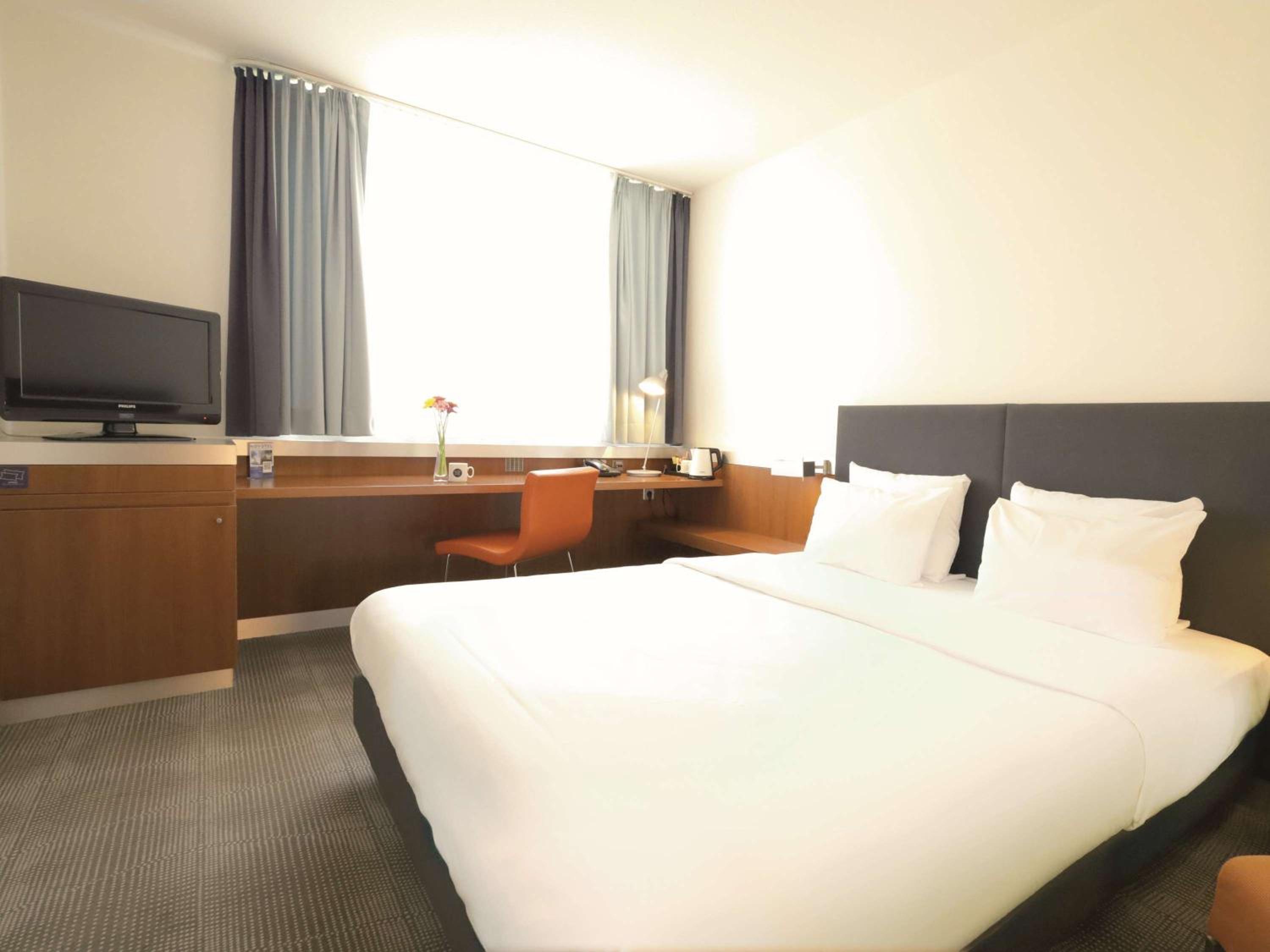 Standard Queen Room - Photo 1