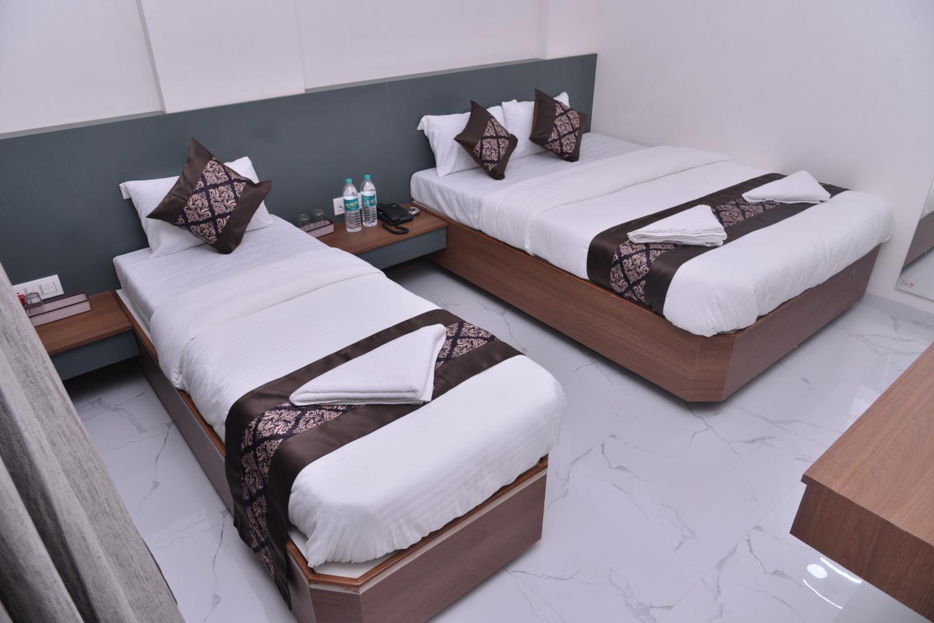 Triple Room - Photo 1