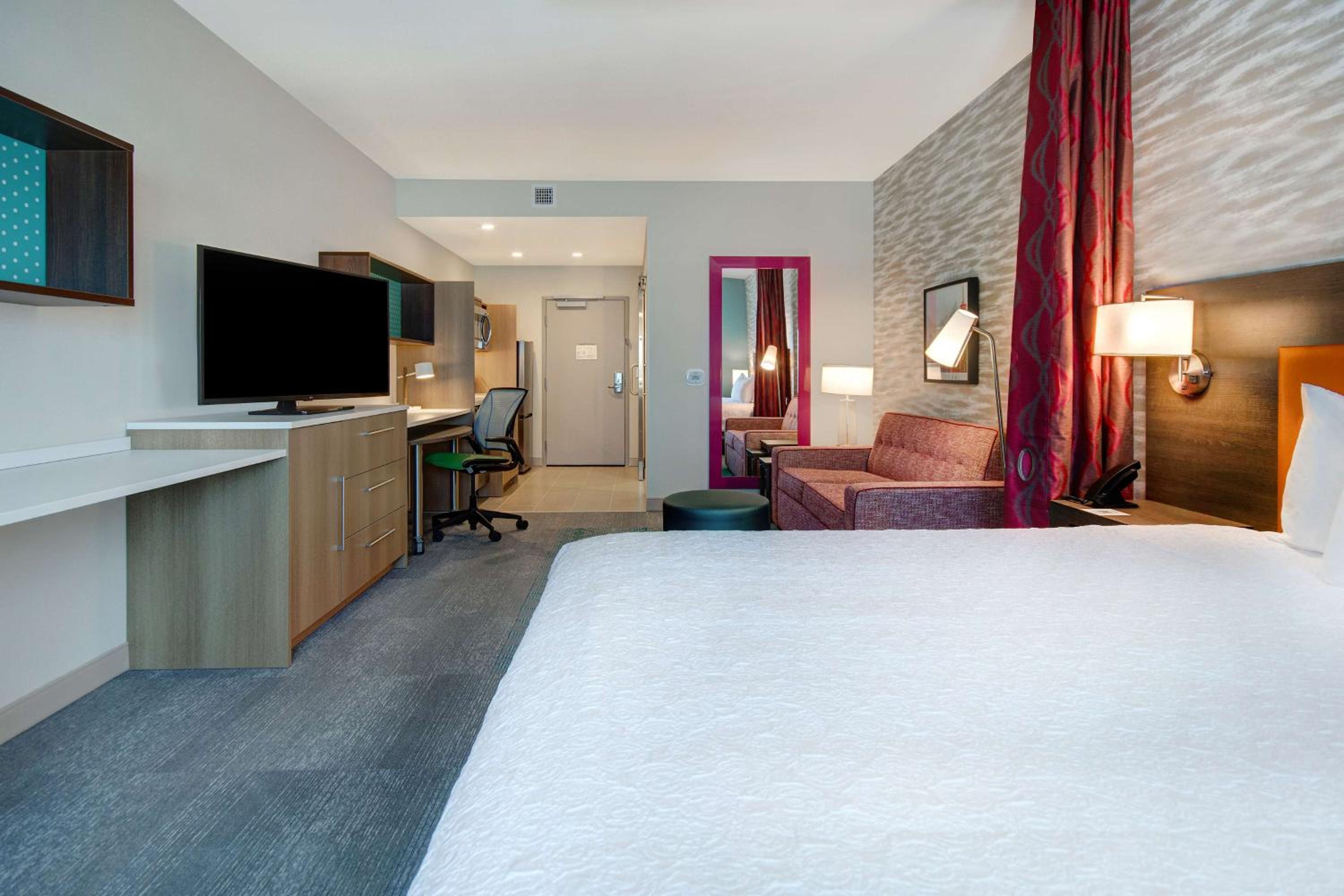 King Studio Suite - Photo 11