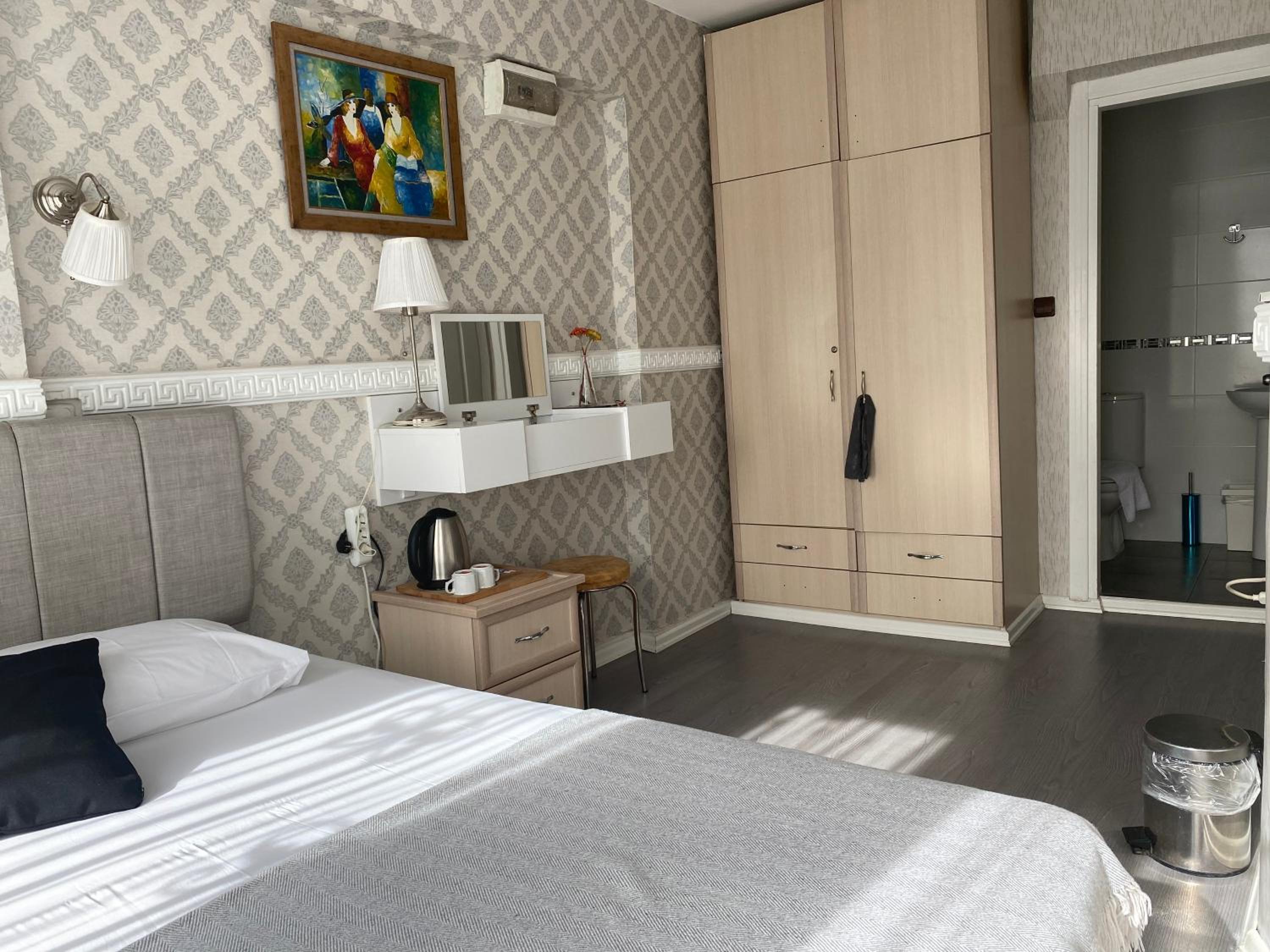 Double Room with Garden View photo 3