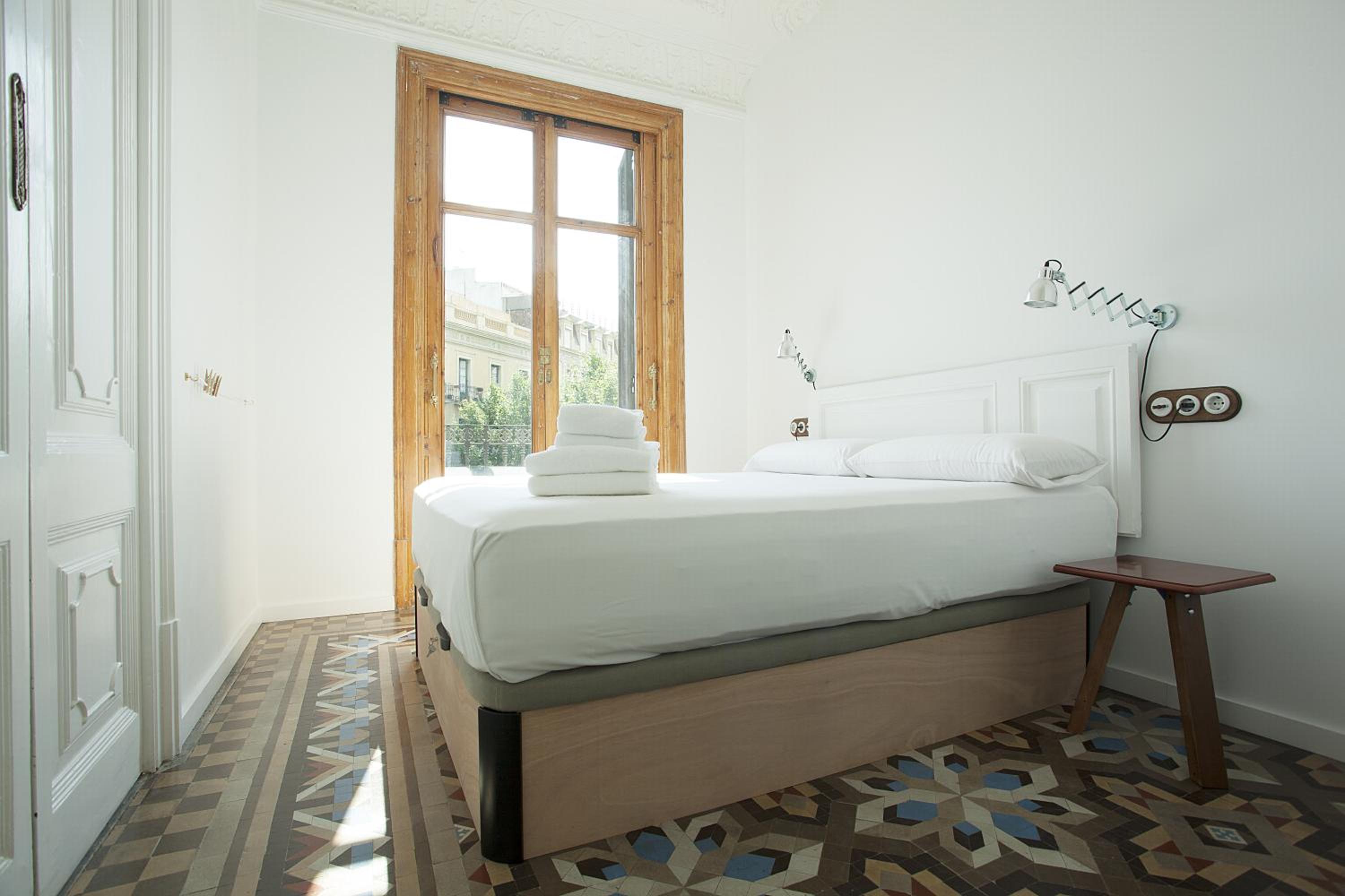 Two-Bedroom Apartment - A photo 2