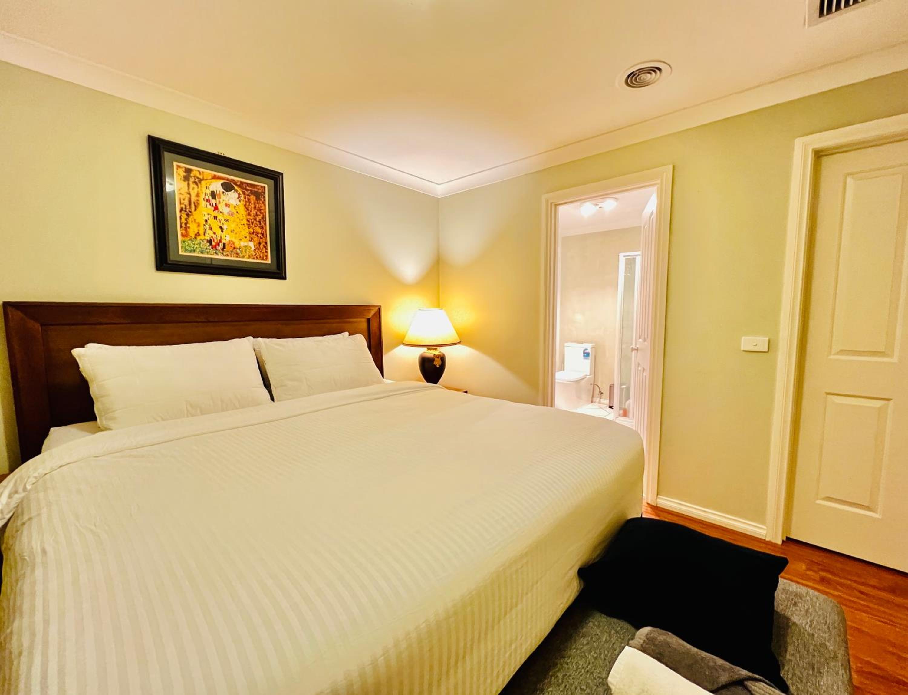 King Suite