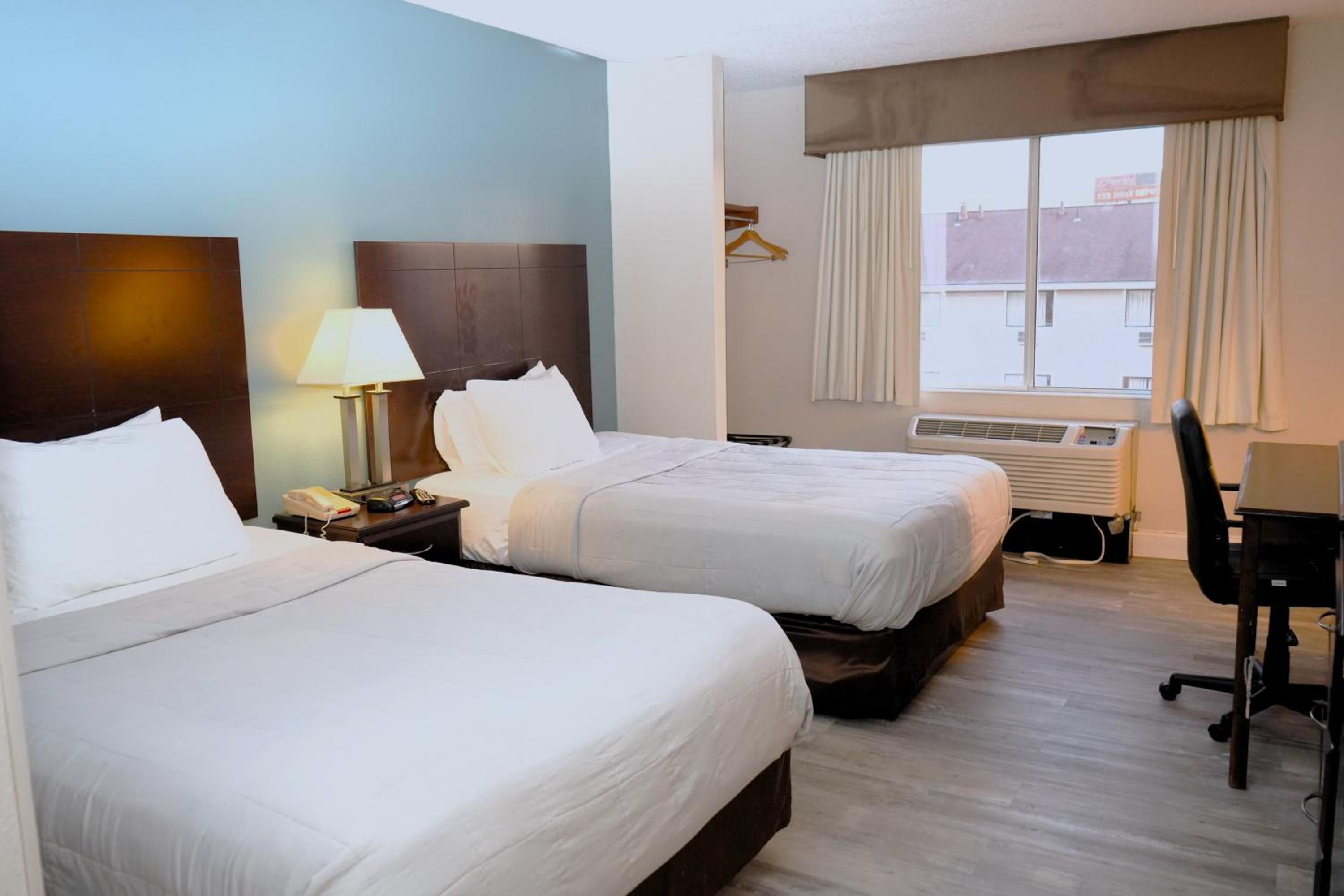 2 Full Bed - Photo 1