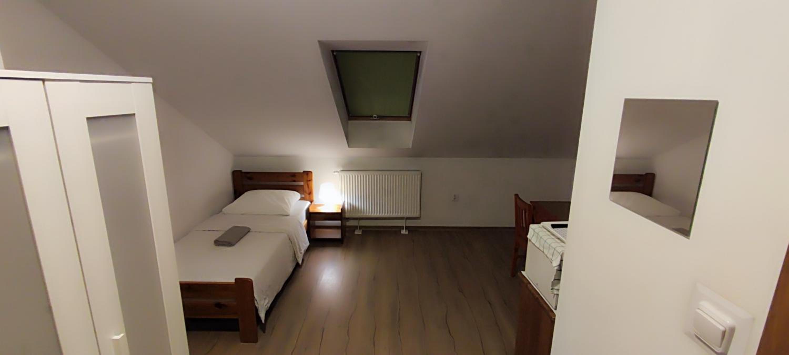 Triple Room with Private Bathroom photo 1
