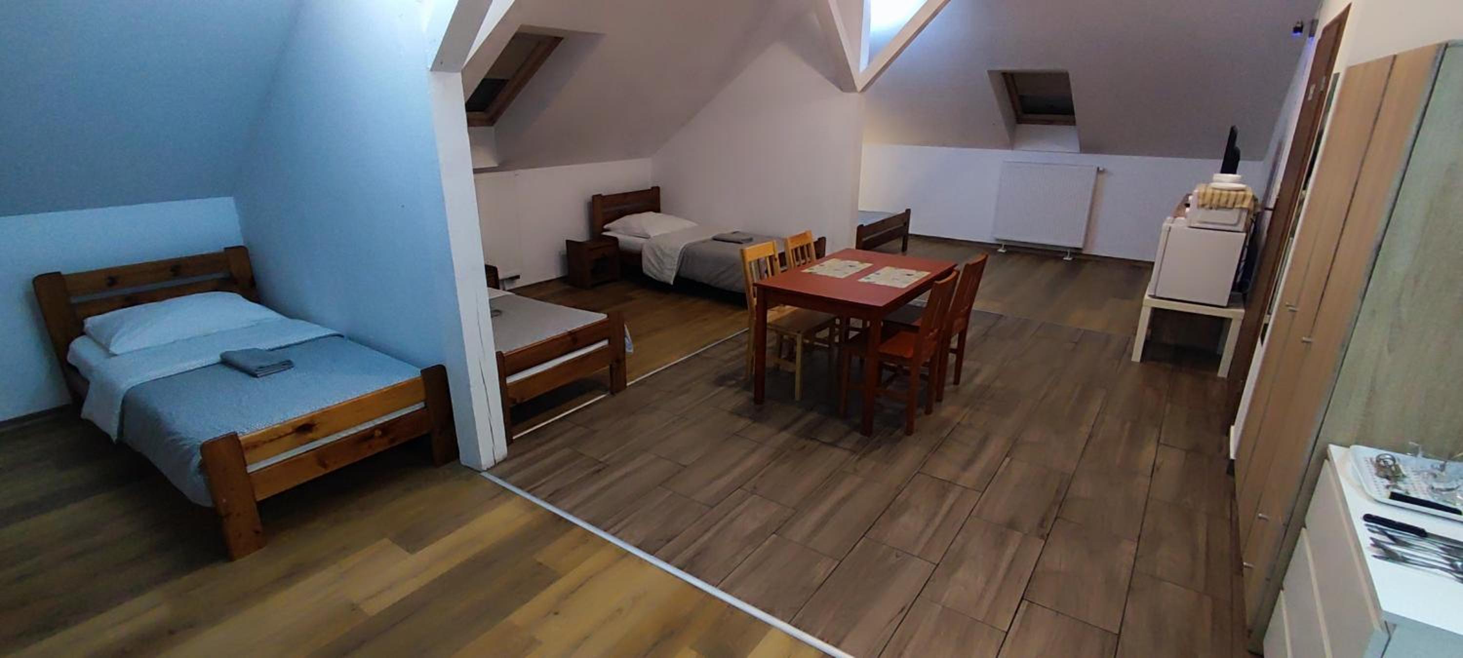Family Room with Mountain View photo 1