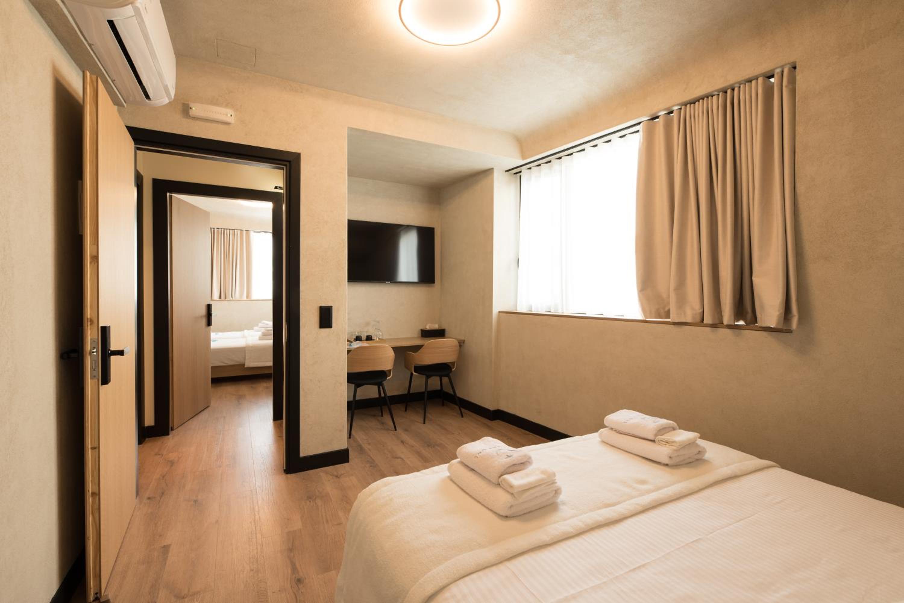 Deluxe Quadruple Room photo 1