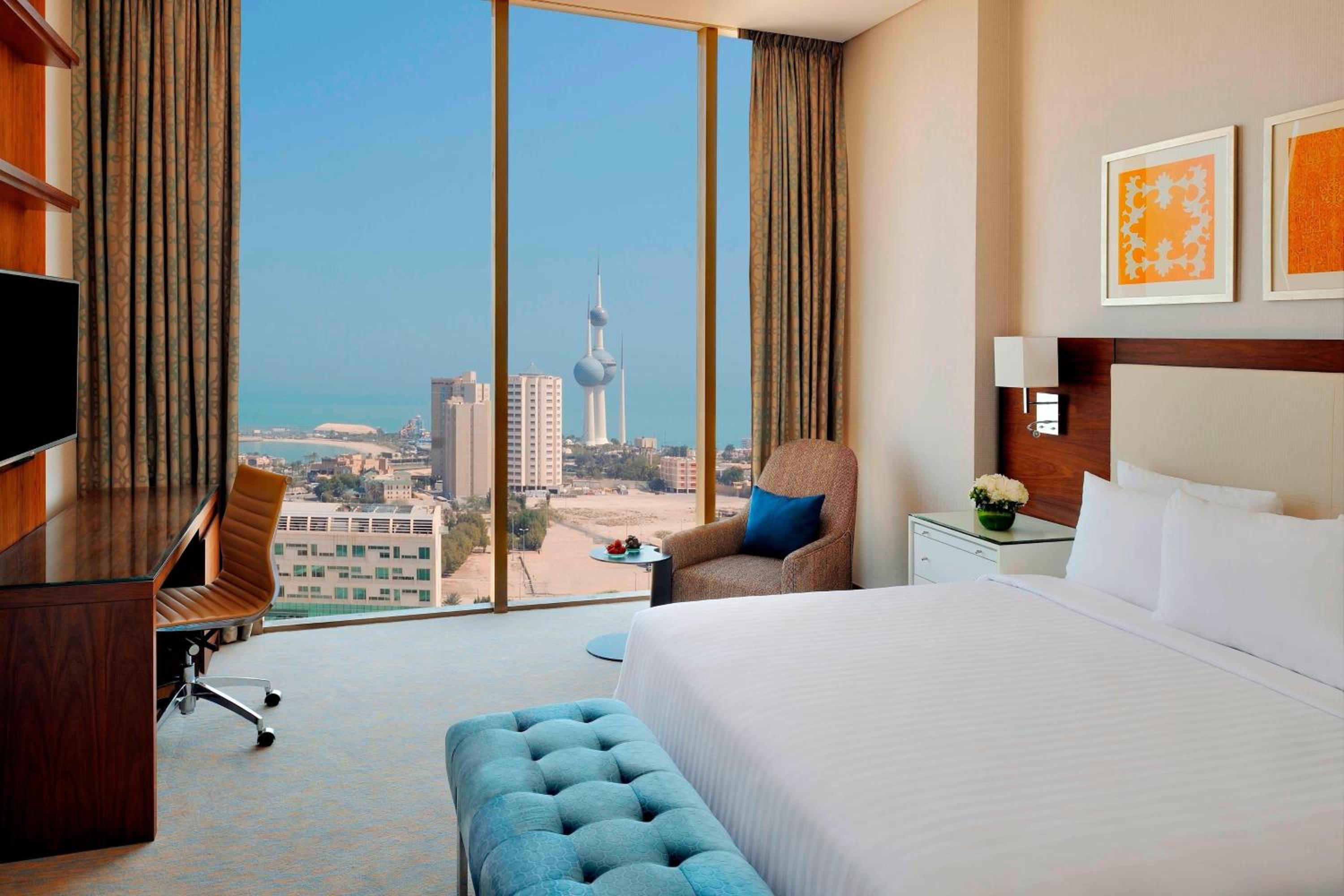 Royal Suite, 2 Bedroom Suite, Sea view, Balcony photo 2