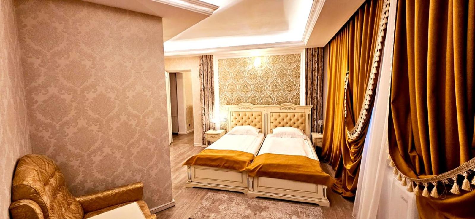 Deluxe Family Suite photo 2