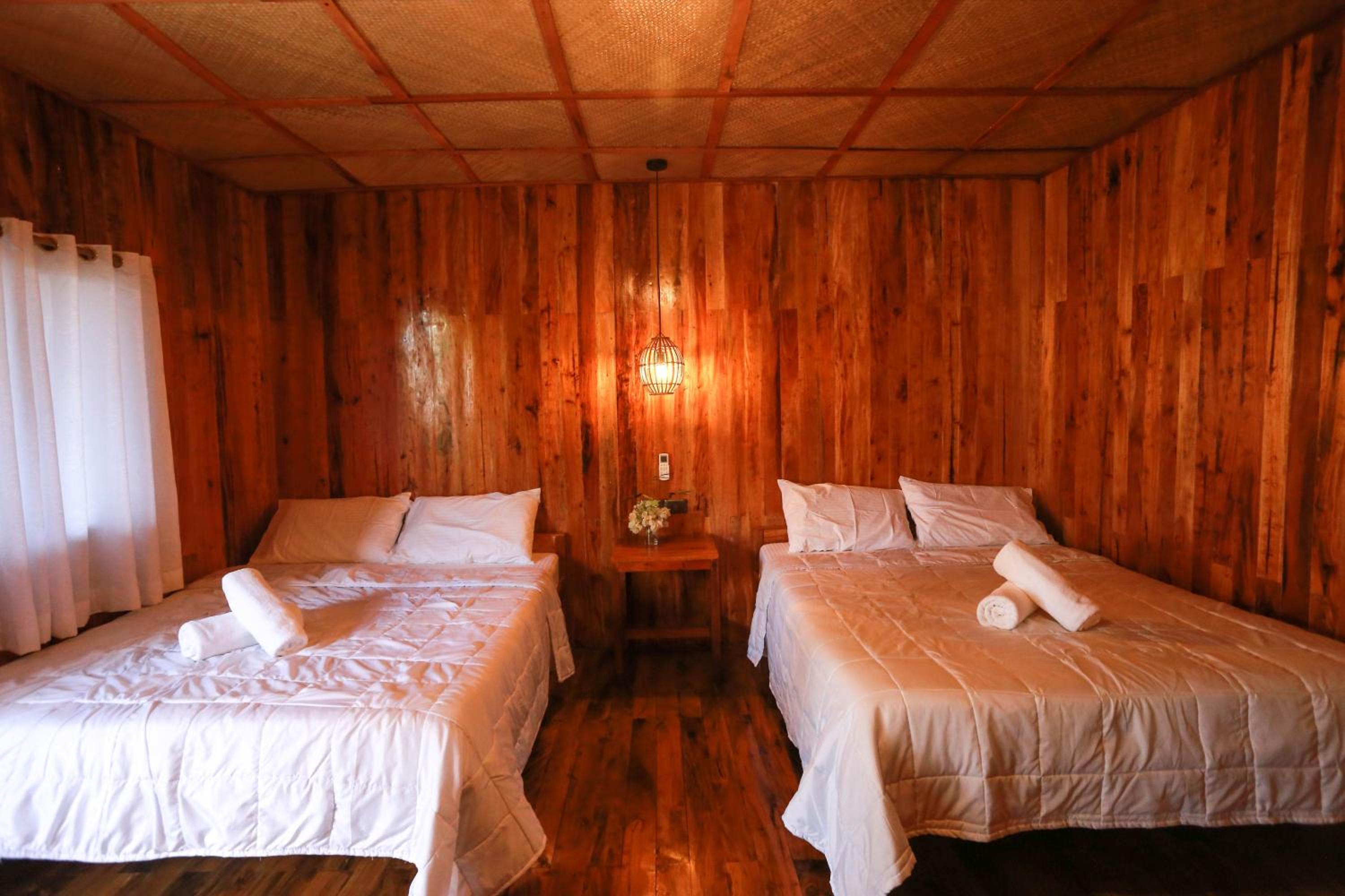 Quadruple Room with Sea View - Photo 5