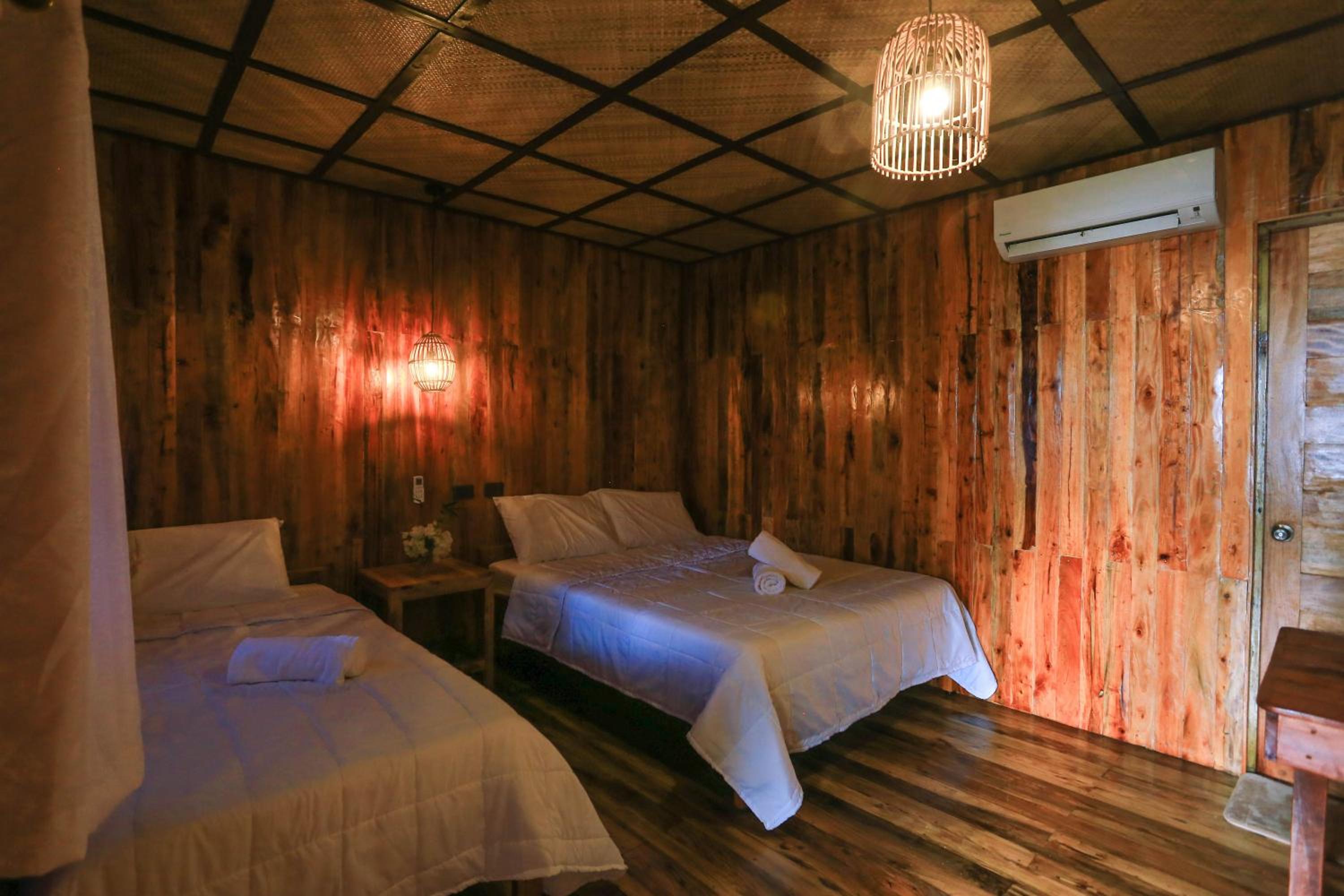 Deluxe Triple Room with Sea View - Photo 4