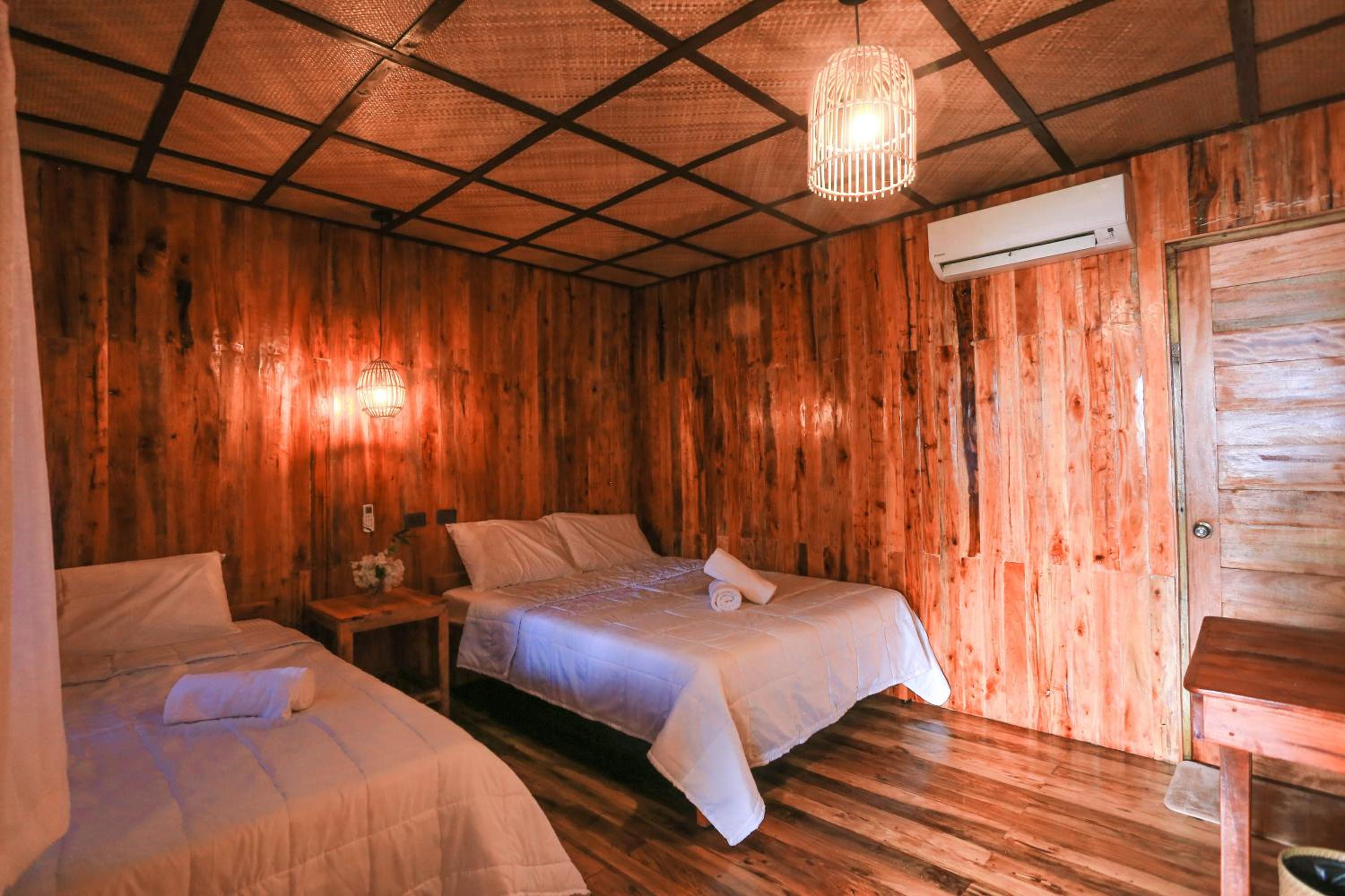 Deluxe Triple Room with Sea View - Photo 3