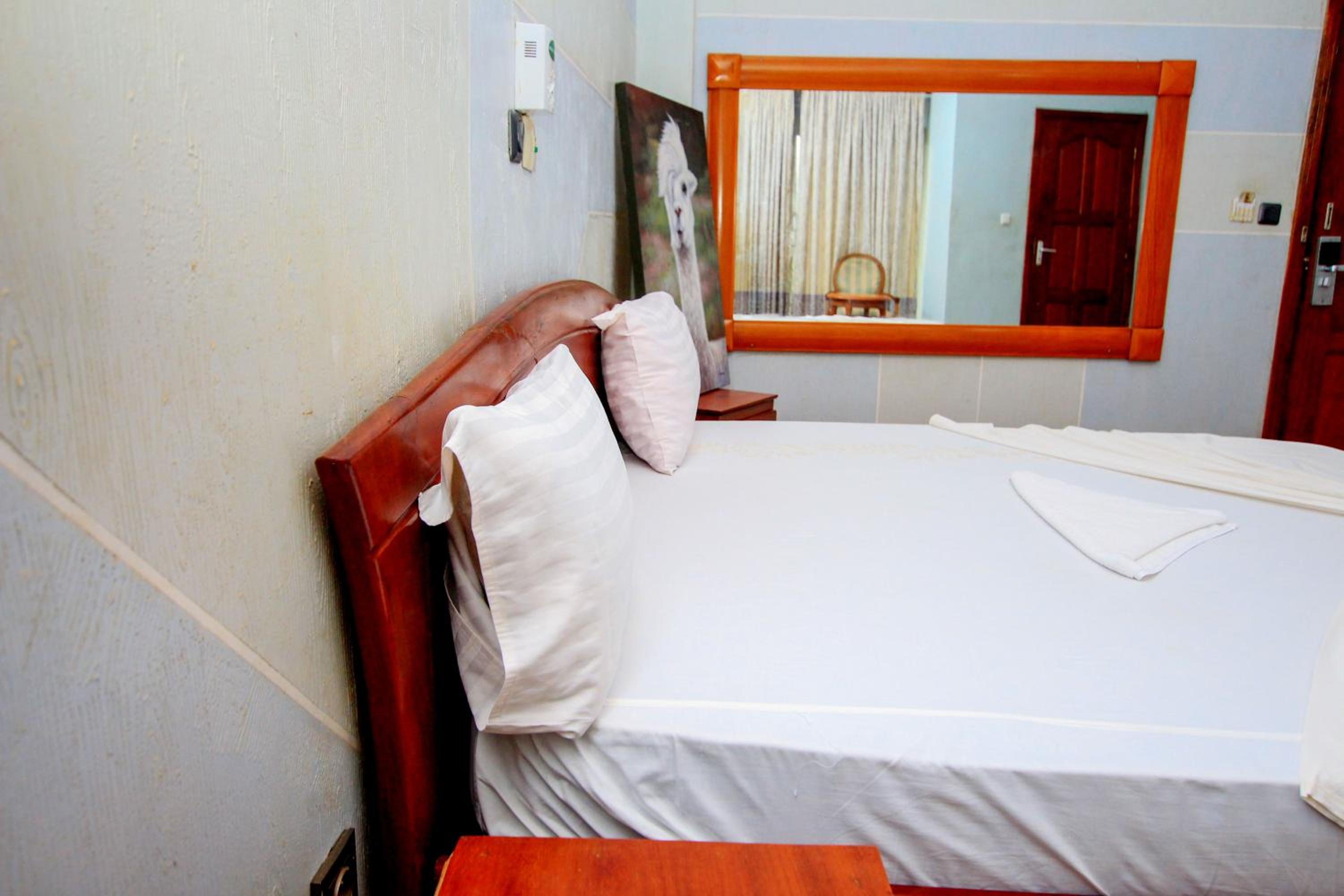 Standard Double Room photo 3