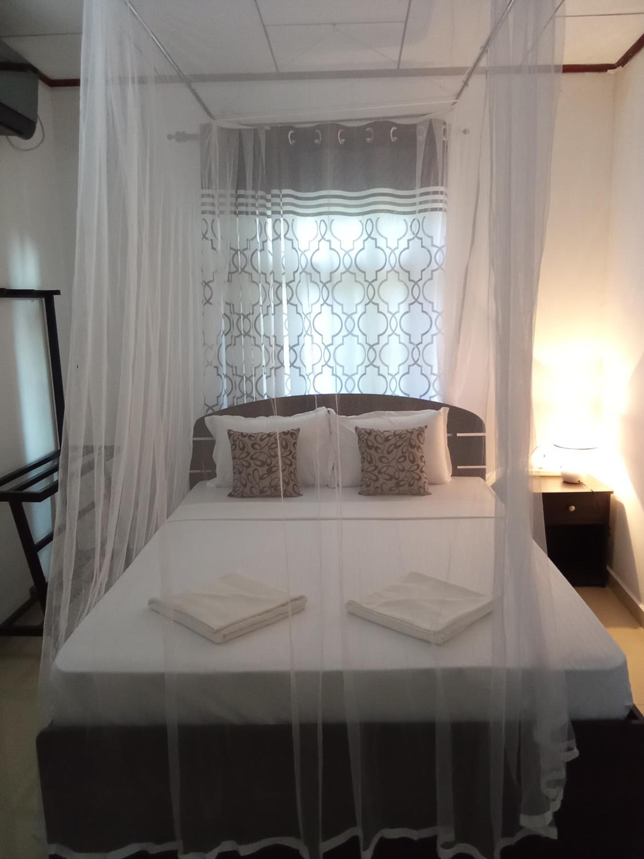 Large Double Room photo 2