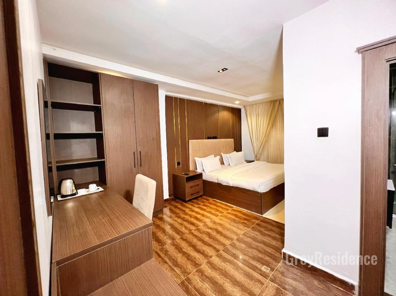 Deluxe King Room photo 2
