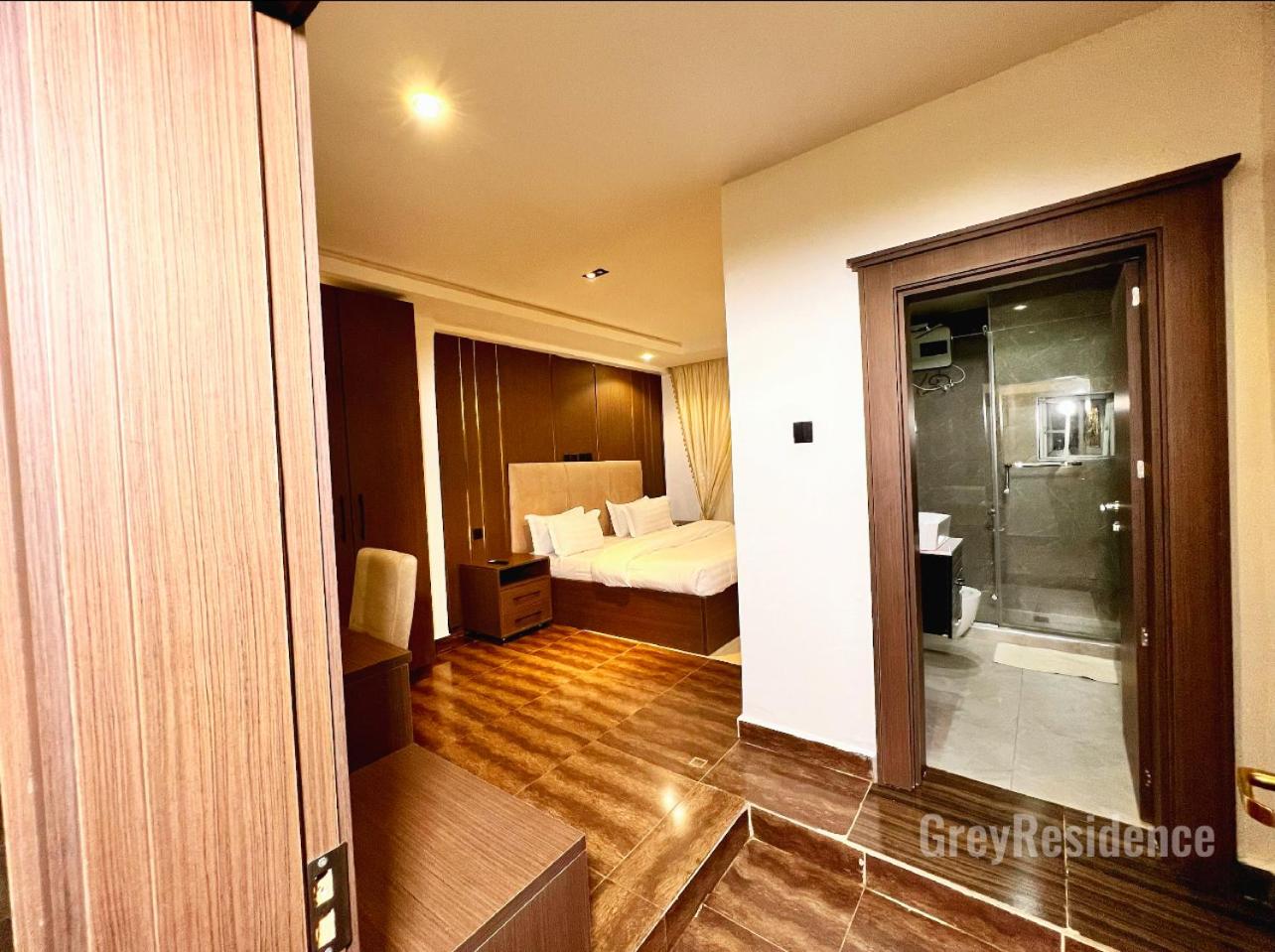 Deluxe King Room photo 3