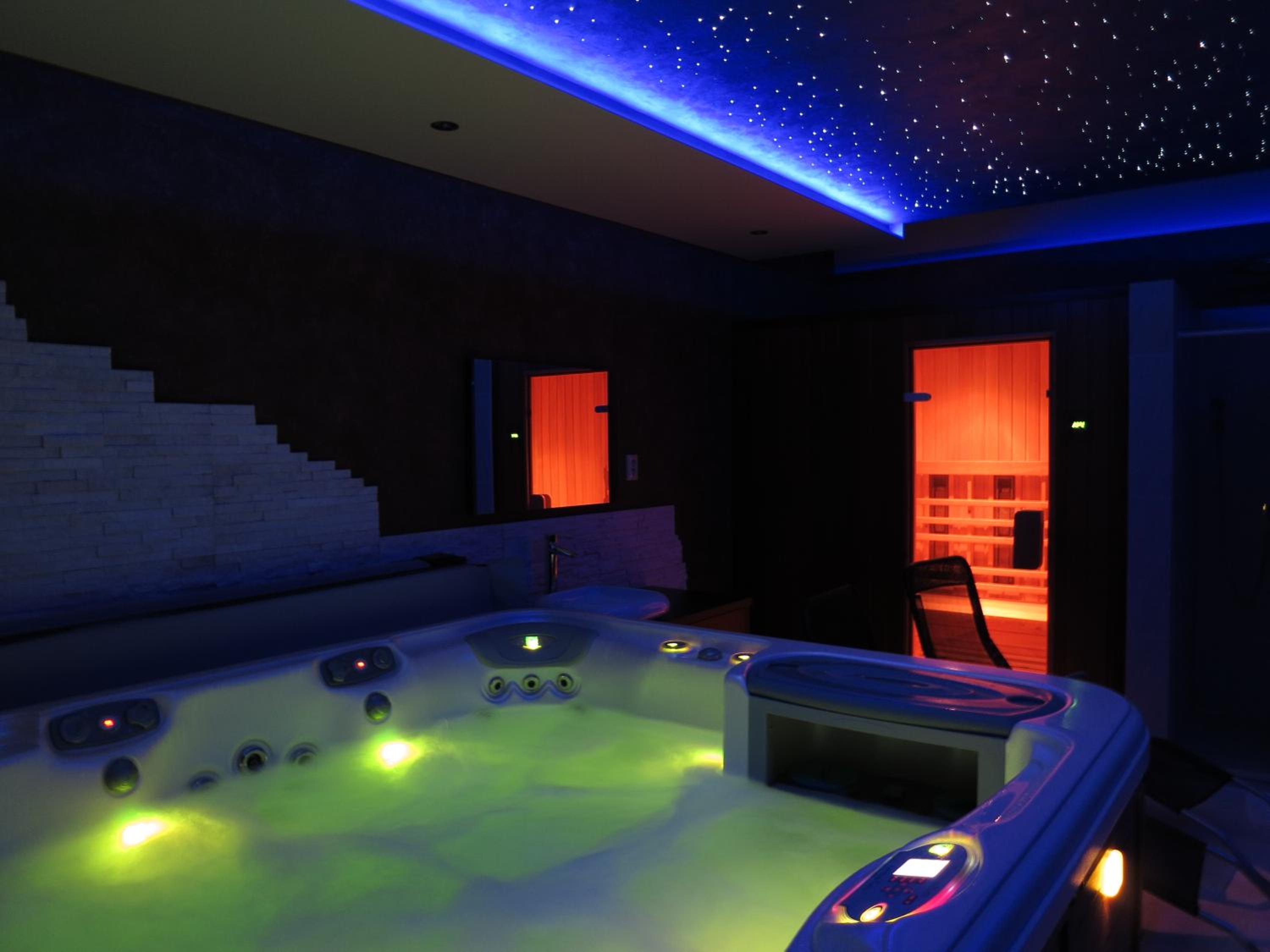 Four-Bedroom House - Photo 21