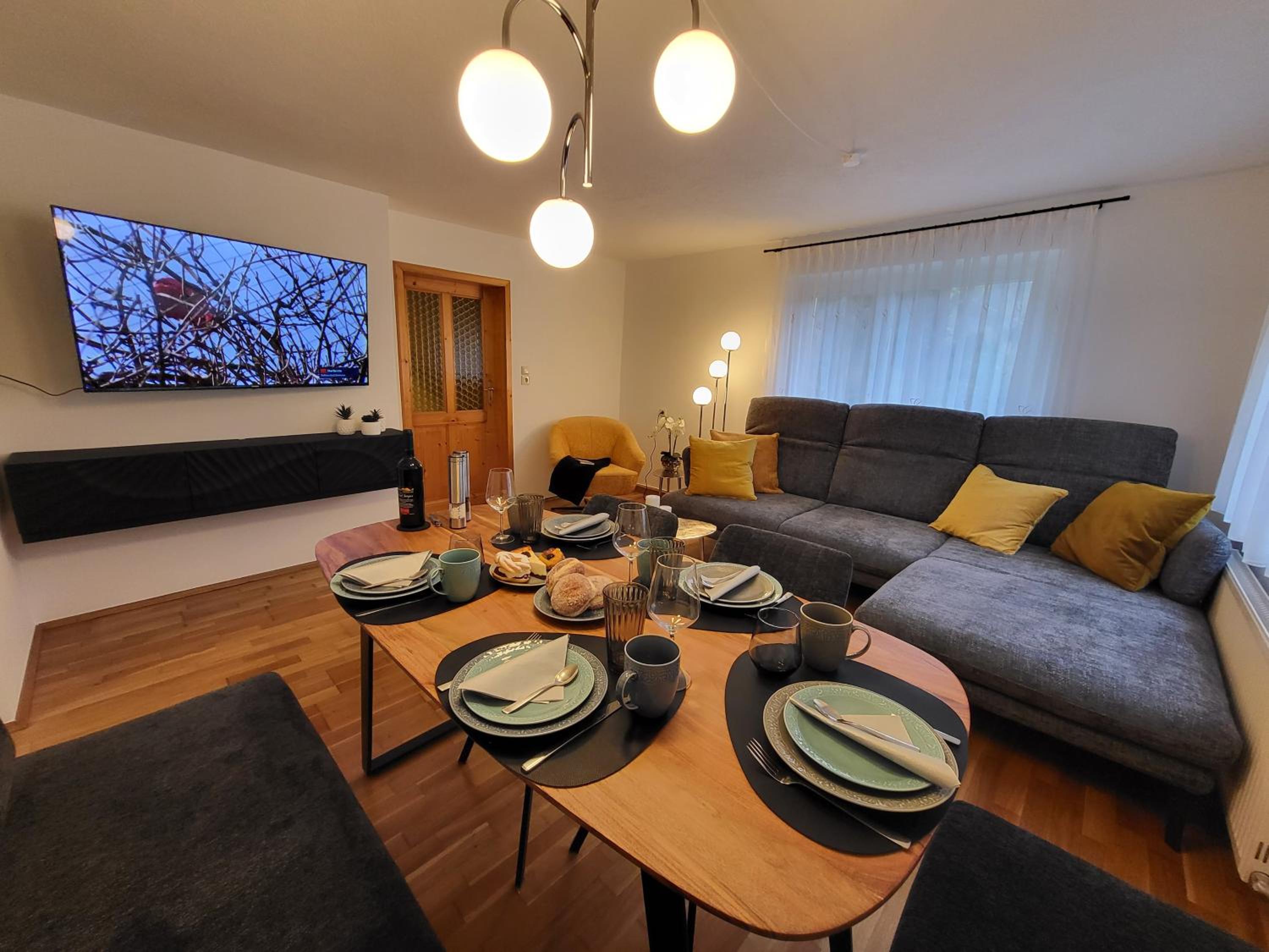 Three-Bedroom House photo 2