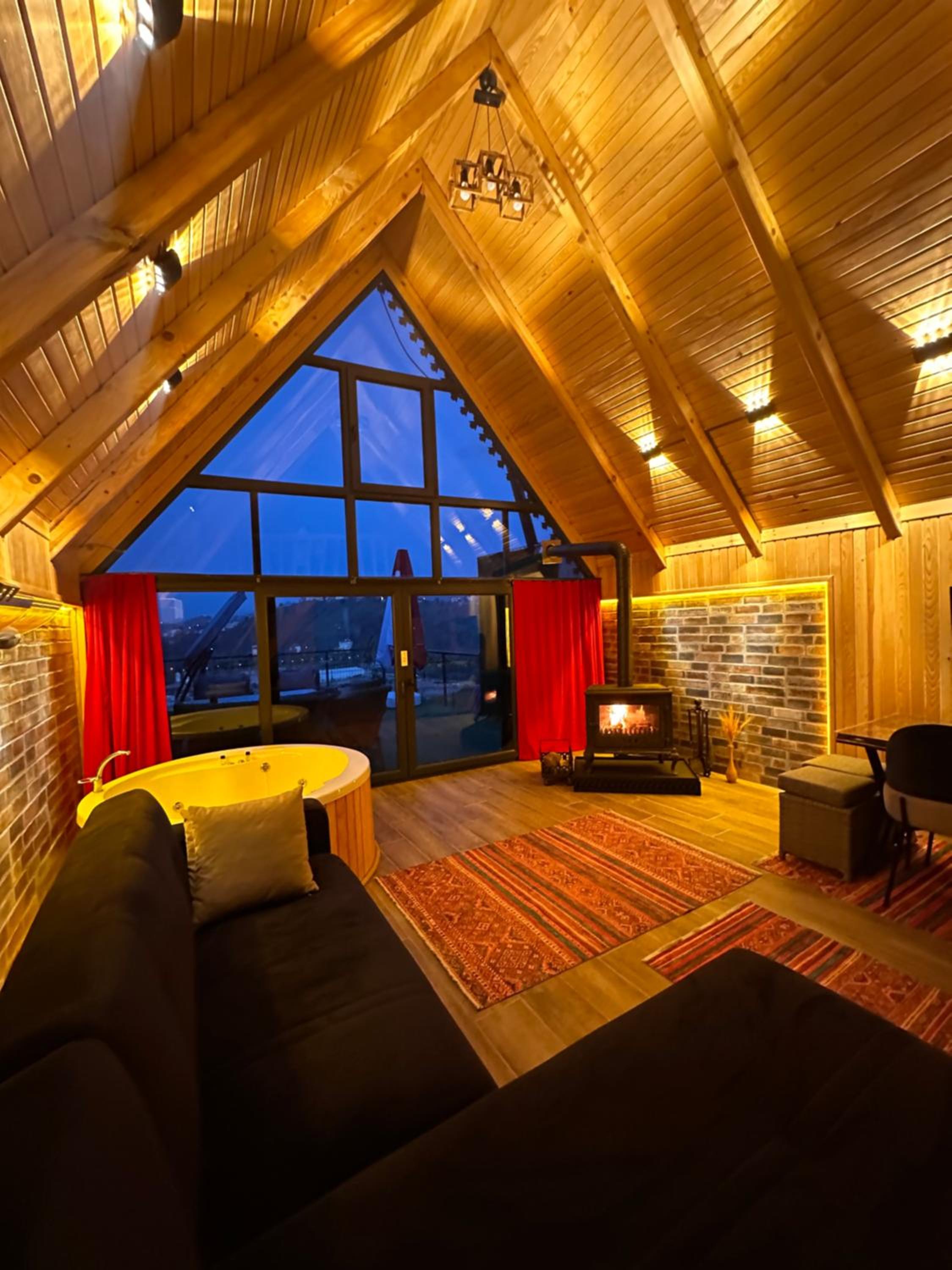 Suite with Terrace - Photo 21